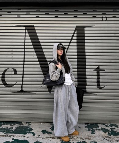 MUSINSA公式 | MUCENT ロミアハートパッチクロススタッズショルダー 