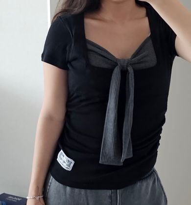 MUSINSA公式 | ILLIGO レイヤードリボンタイTシャツブラック