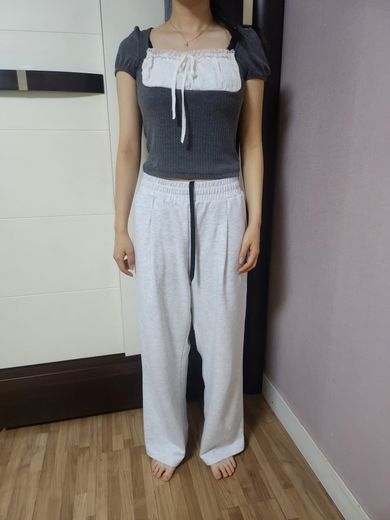 ILLIGO ロジレーススクエアネックTシャツブラック 公式 | ILLIGO ロジ 