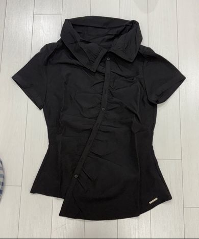MUSINSA公式 | MISEKI SEOUL High neck shirring button shirt BLACK