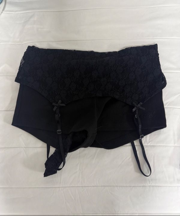 EUCT フォールディング レースストラップ マイクロショーツ musinsa MUSINSA | EUCT Folding Lace Strap Micro Shorts - Black