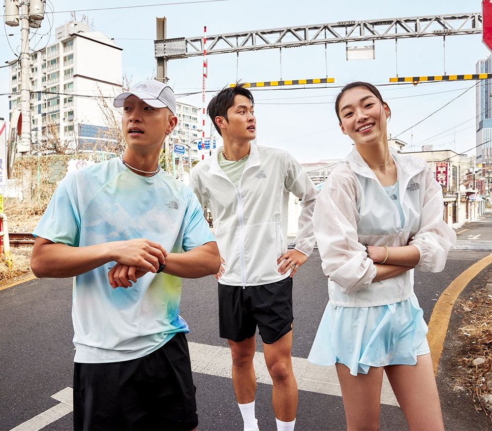 서머 아웃도어 컬렉션 여름을 위한 가장 가벼운 선택
