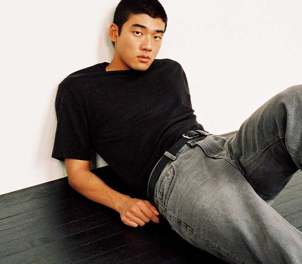 플러스 라인\n신규 런칭 오래 입을수록 더해지는 가치