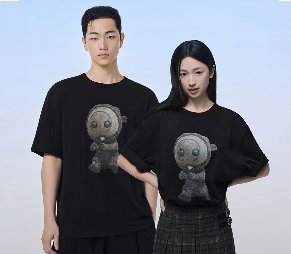 동궁 꺼먹살이\n무탠다드 컬렉션 그래픽 티셔츠 2종 출시