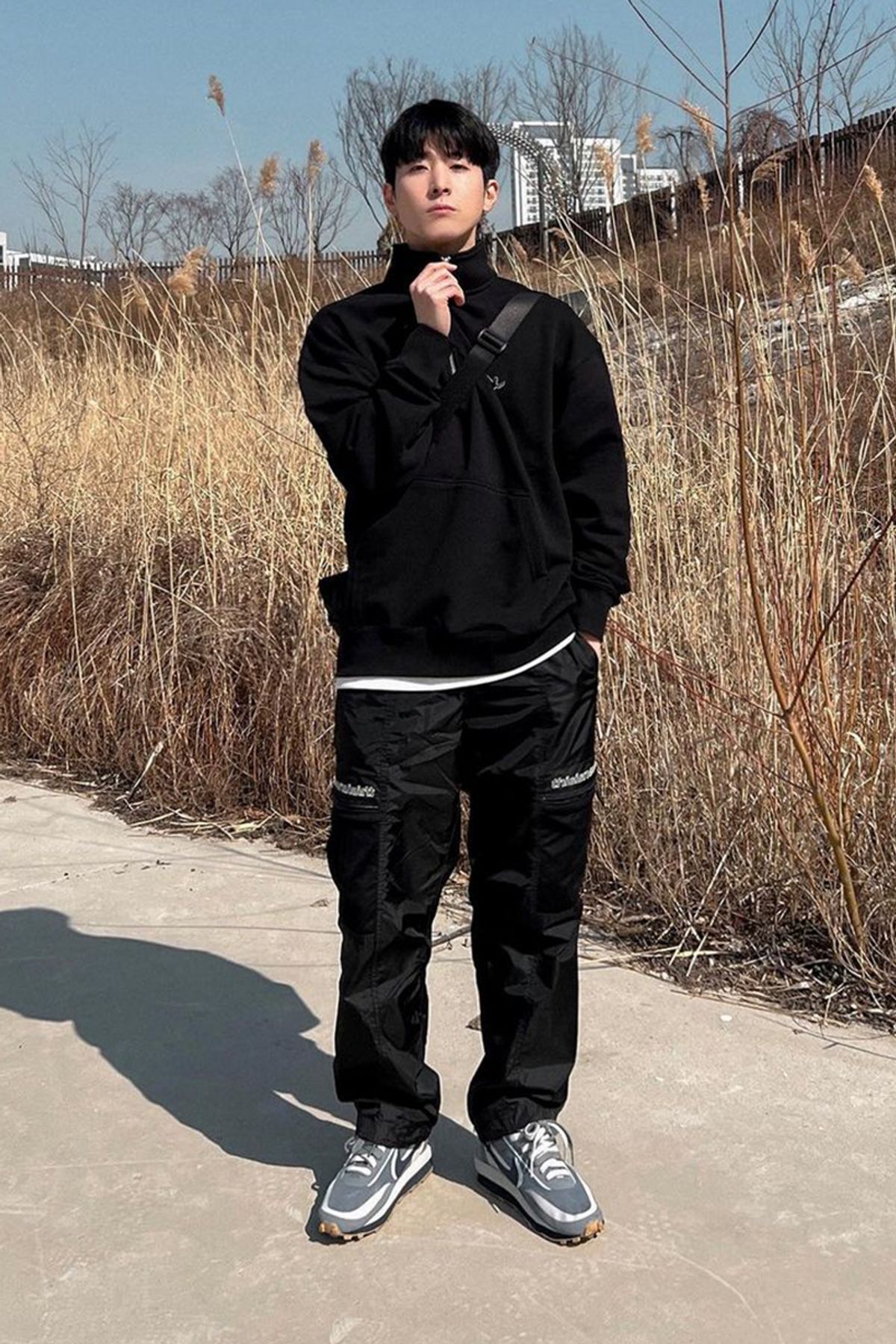 브랜드 스냅의 엔젤 하프 집업 맨투맨 라이트 그레이 코디, 패션 | 무신사 스냅