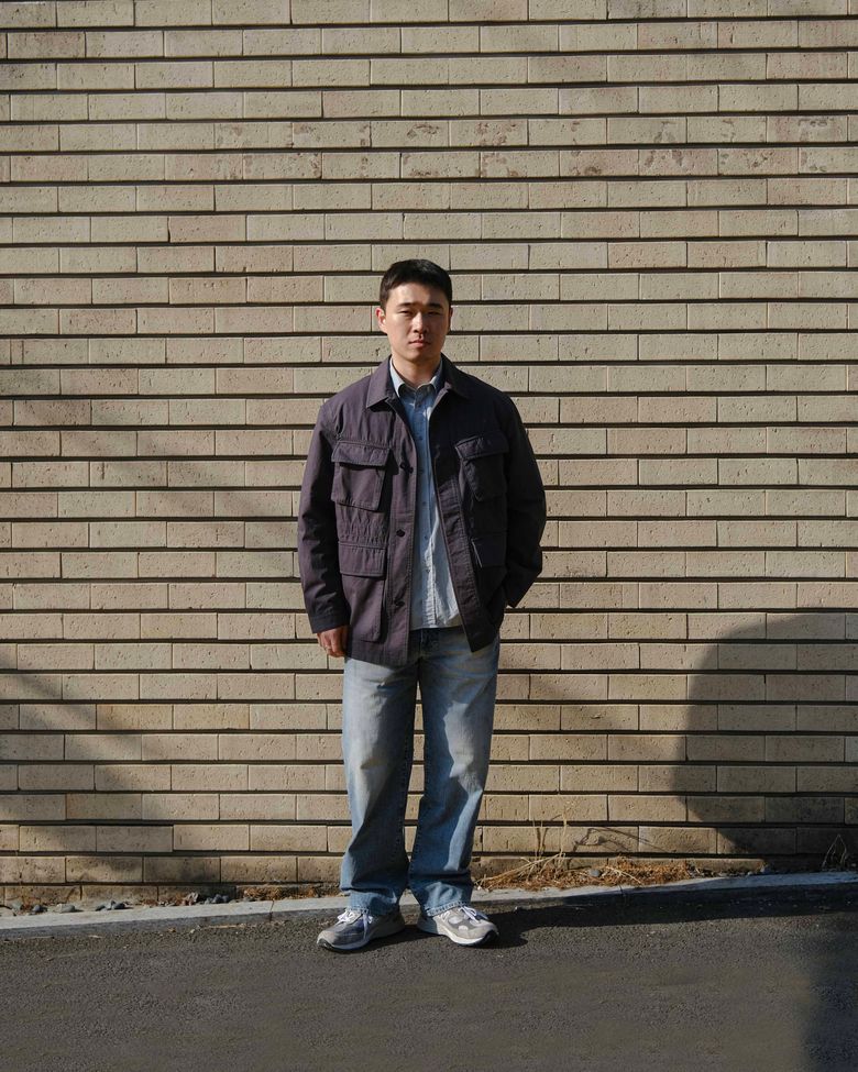 브랜드 스냅의 One Washed Wide Denim - Mid Blue 2 코디, 패션 | 무신사 스냅