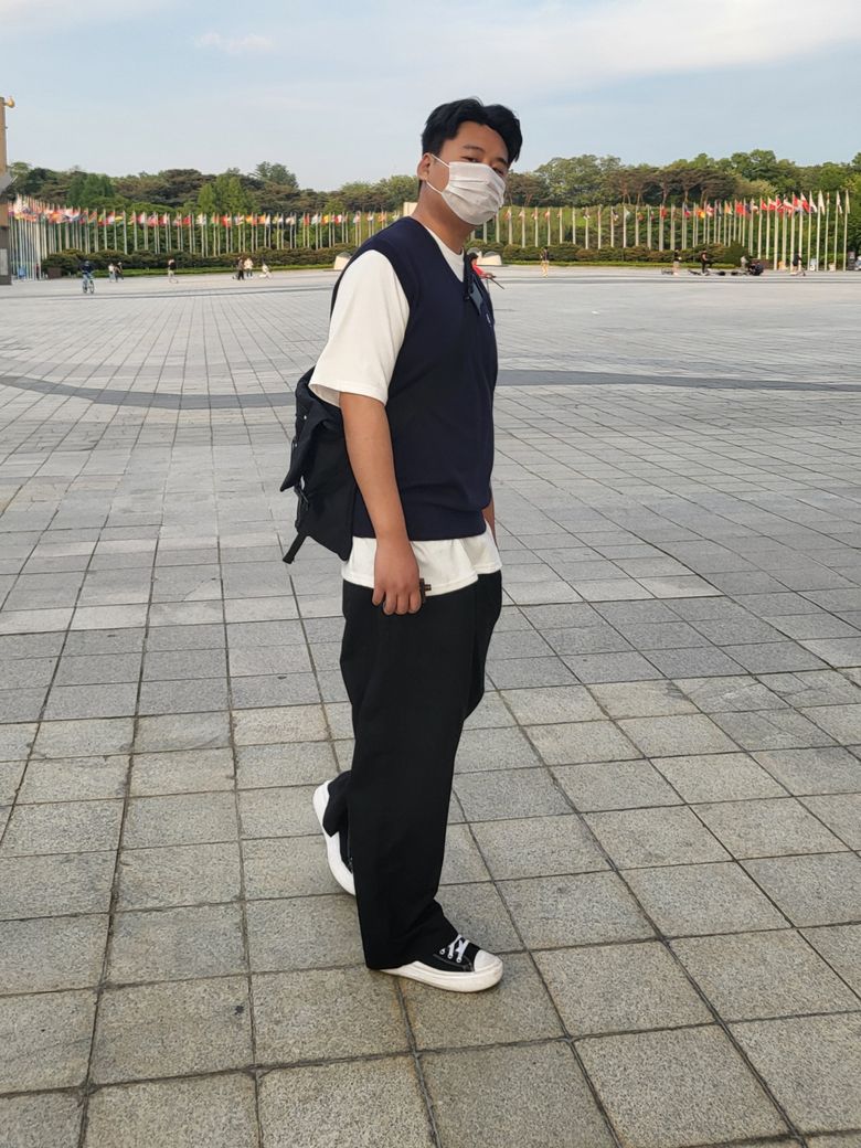 30대 남성 캐주얼 패션 조거팬츠 오버핏 푸드 비니 스타일