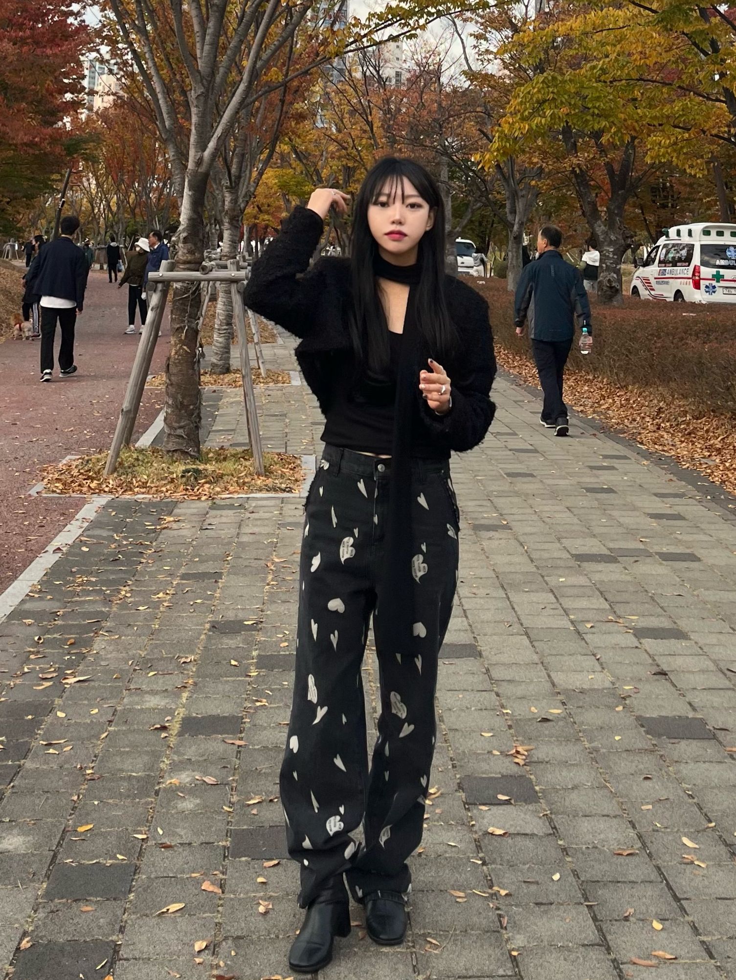 MUSINSA | MIDNIGHT MOVE [unisex] heart denim pants (black)