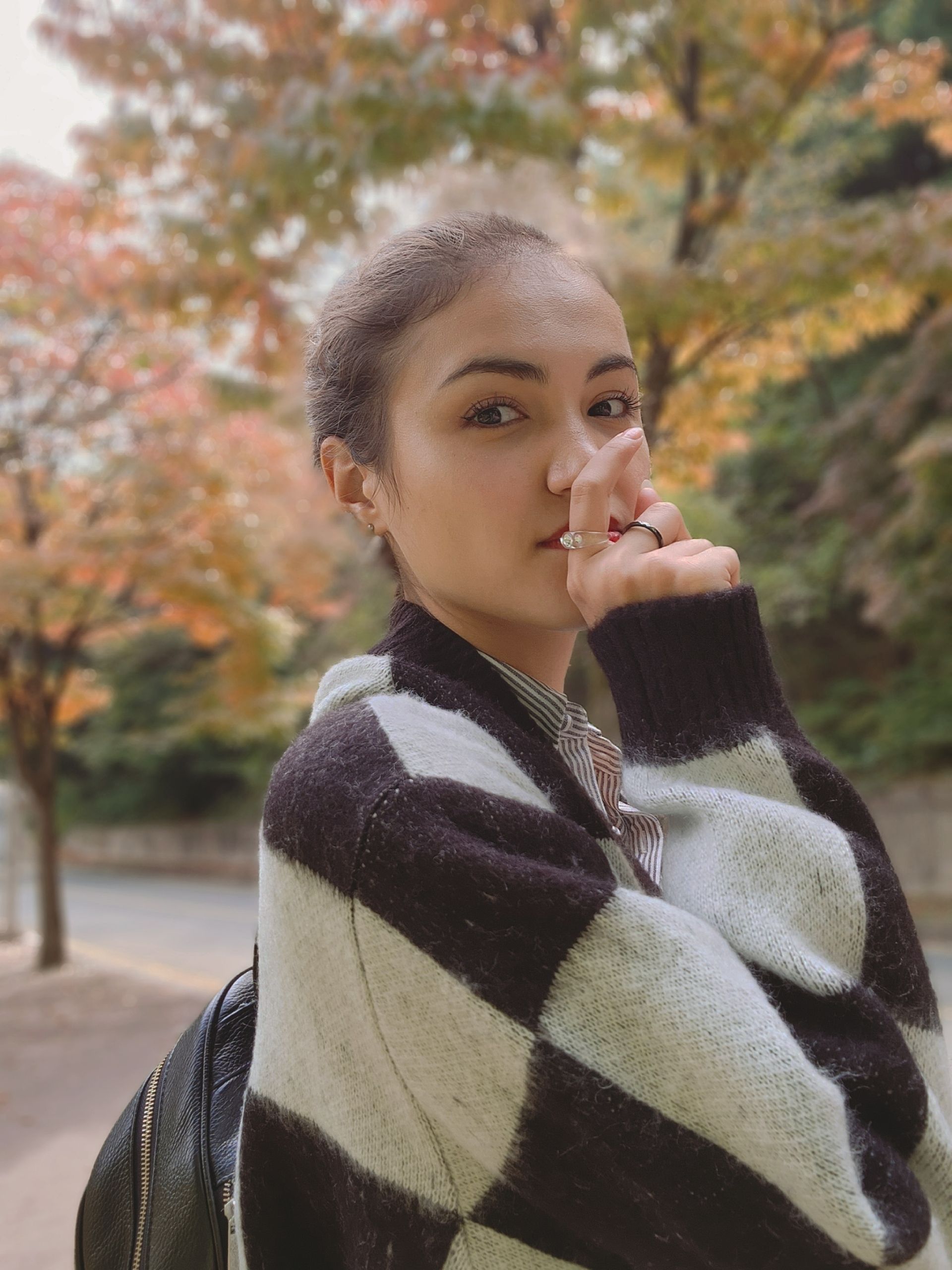 カーディガン PARTIMENTO [Badge Giveaway] Ordinary Knit Cardigan 5MM359 CARDIGAN - Green / Blue | ZARA Canada