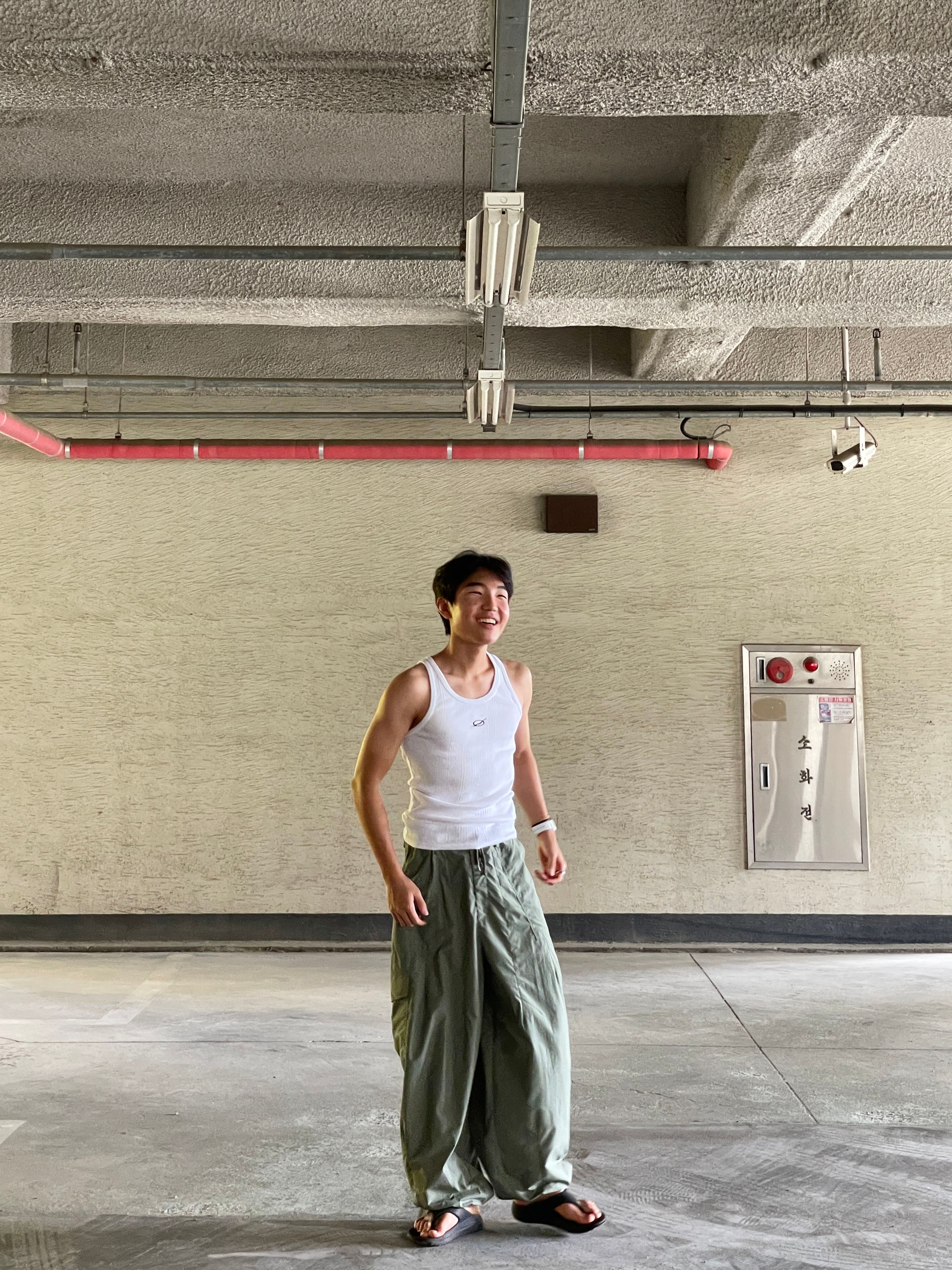 MUSINSA公式 | FRIZMWORKS NYLON CARGO BALLOON PANTS _ BLACK