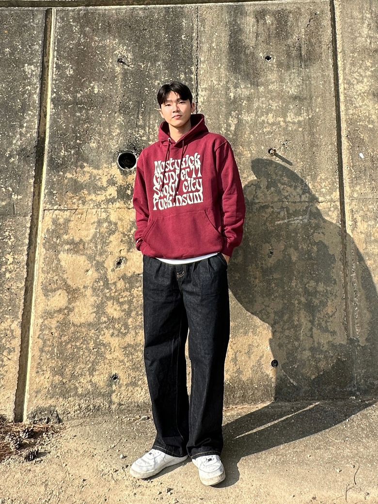델리썬의 [NSTK] Kinsum Hoodie (Burgundy)_K22ZB735 코디, 패션 | 무신사 스냅