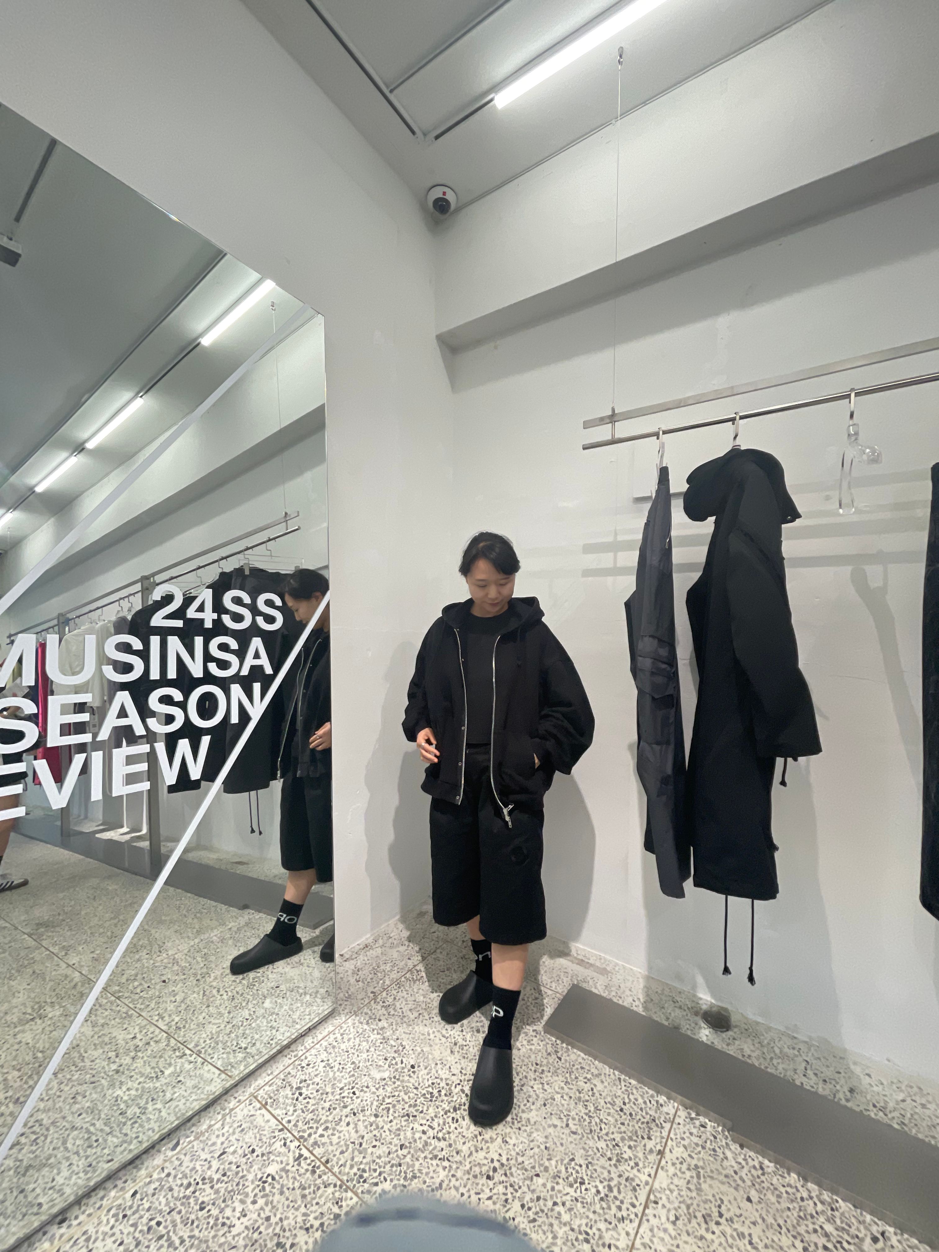 MUSINSA | GRAILZ INDUSTRIAL BLOKECORE GRAPHIC T-SHIRT [BLACK]