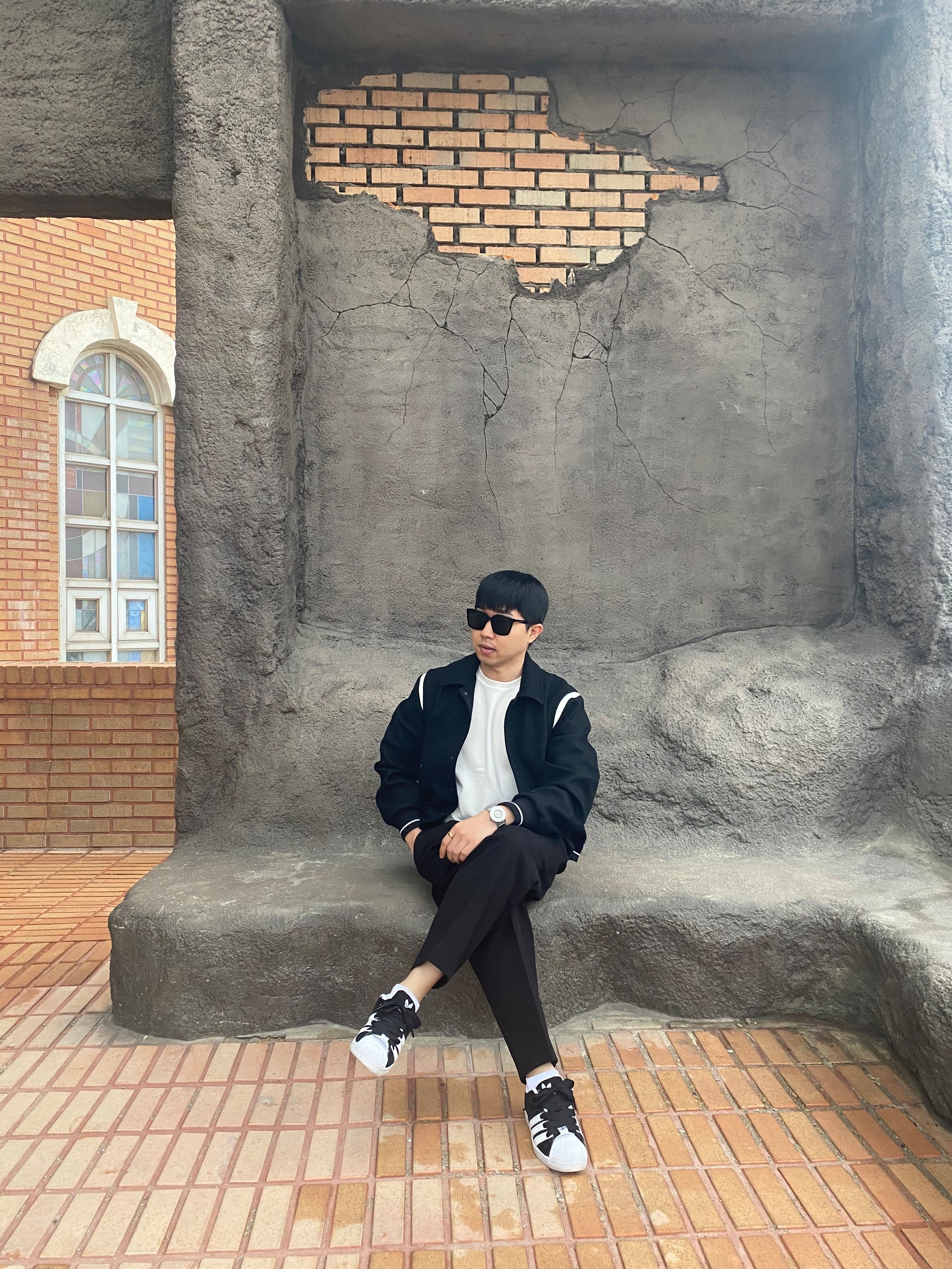 LMOOD(エルムード) コンテンポラリー バーシティジャケット 48 黒 MUSINSA公式 | LMOOD Contemporary Varsity Jacket Black