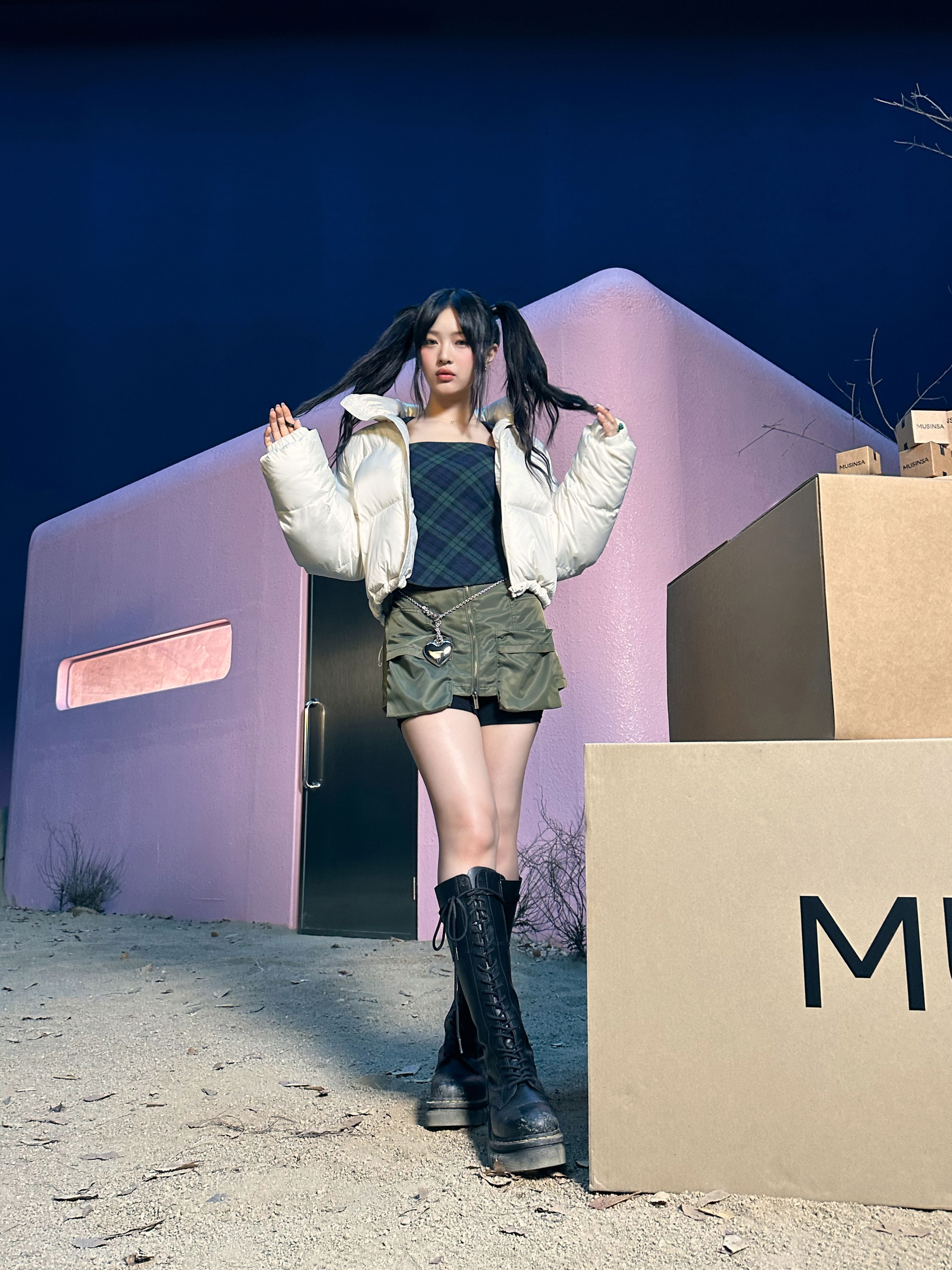 MATIN KIM ■ TWO WAY CARGO BELTED SKIRT TWO WAY CARGO BELTED SKIRT IN LIGHT GREY - MATINKIM