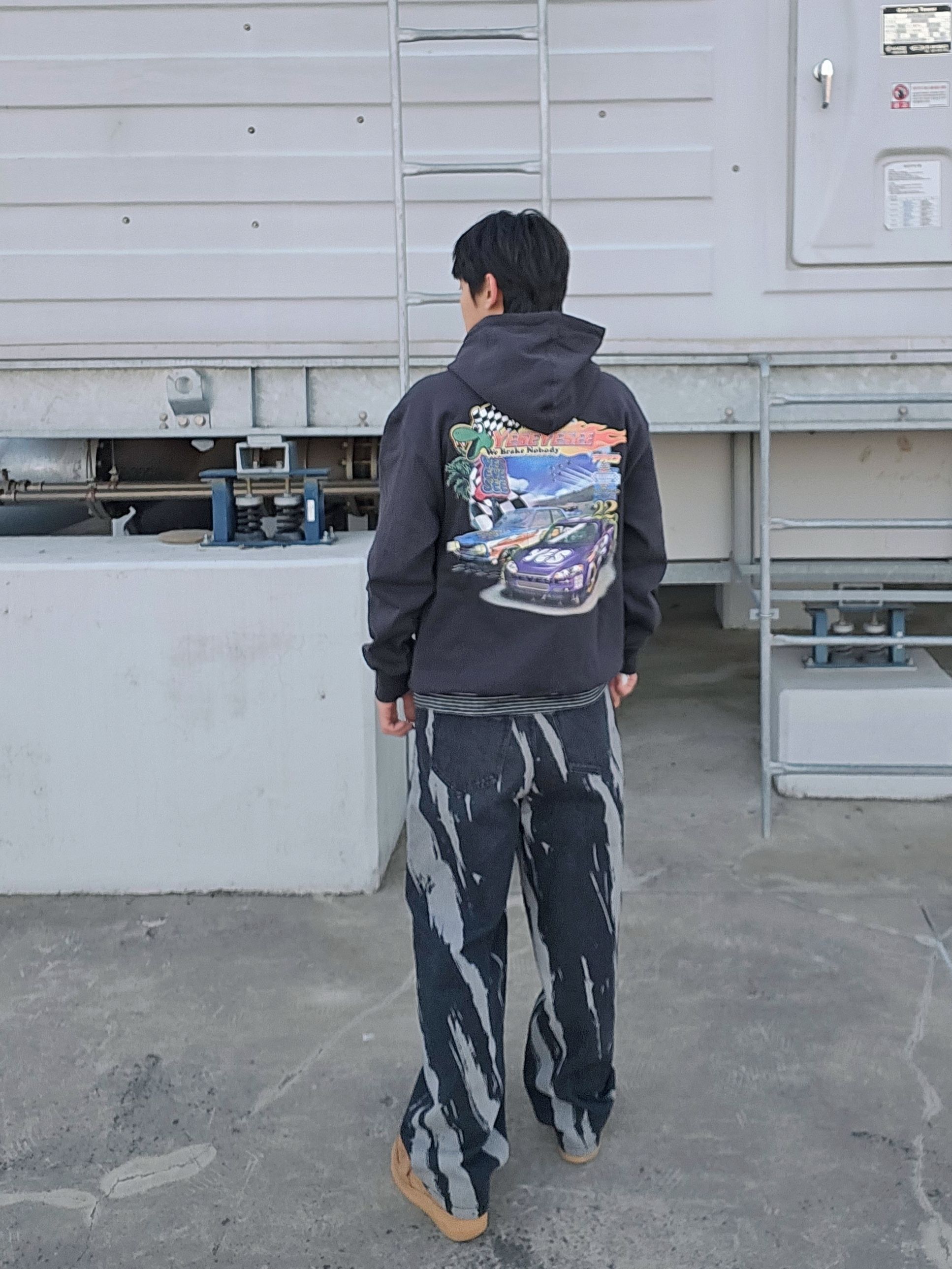 MUSINSA | YESEYESEE Racing 22 hoodie gray