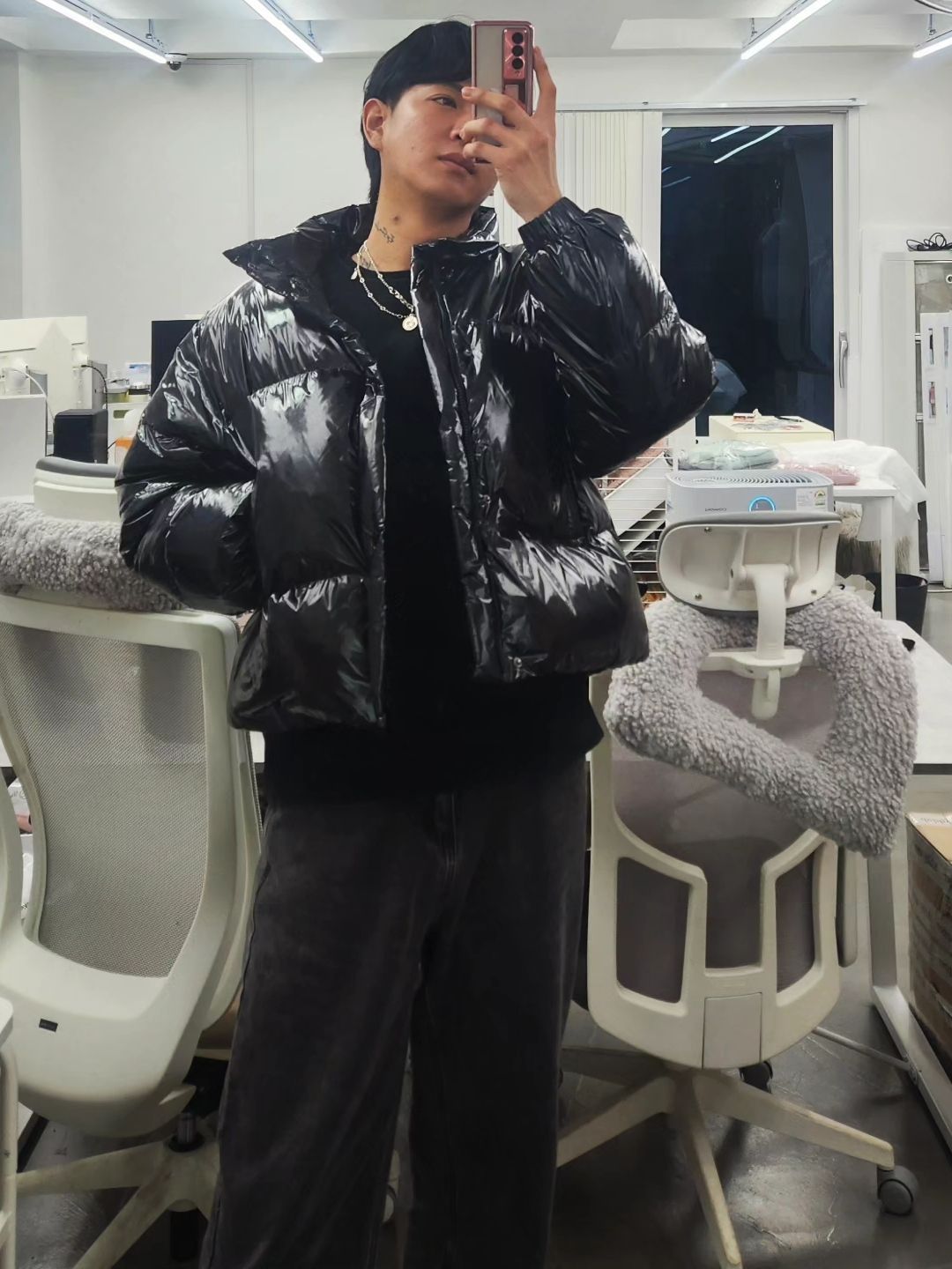 어반드레스(AVANDRESS) Siberia Duck Shiny Crop Padding PINK