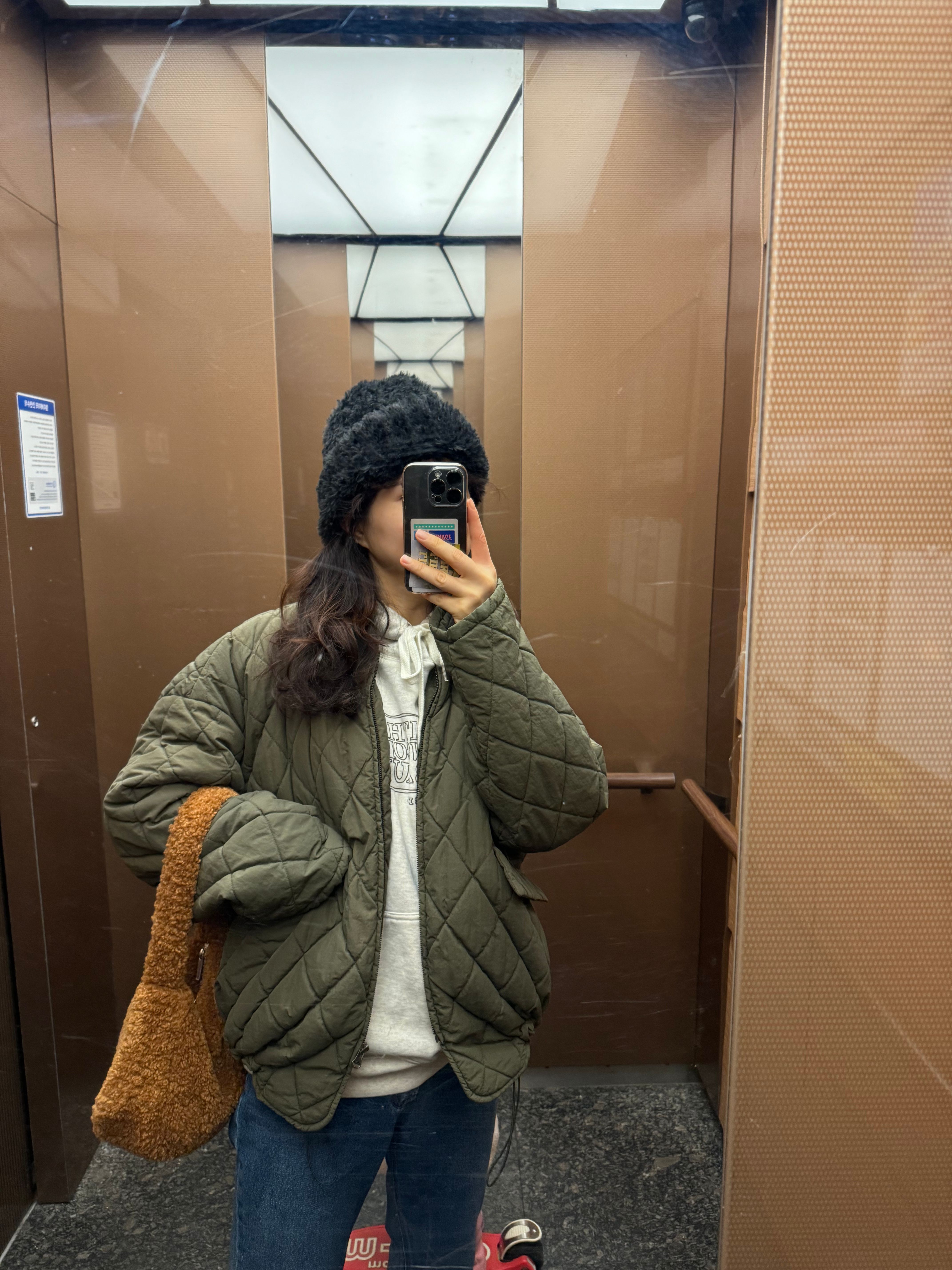 MUSINSA | HEEARI Anju fur tote bag_ivory