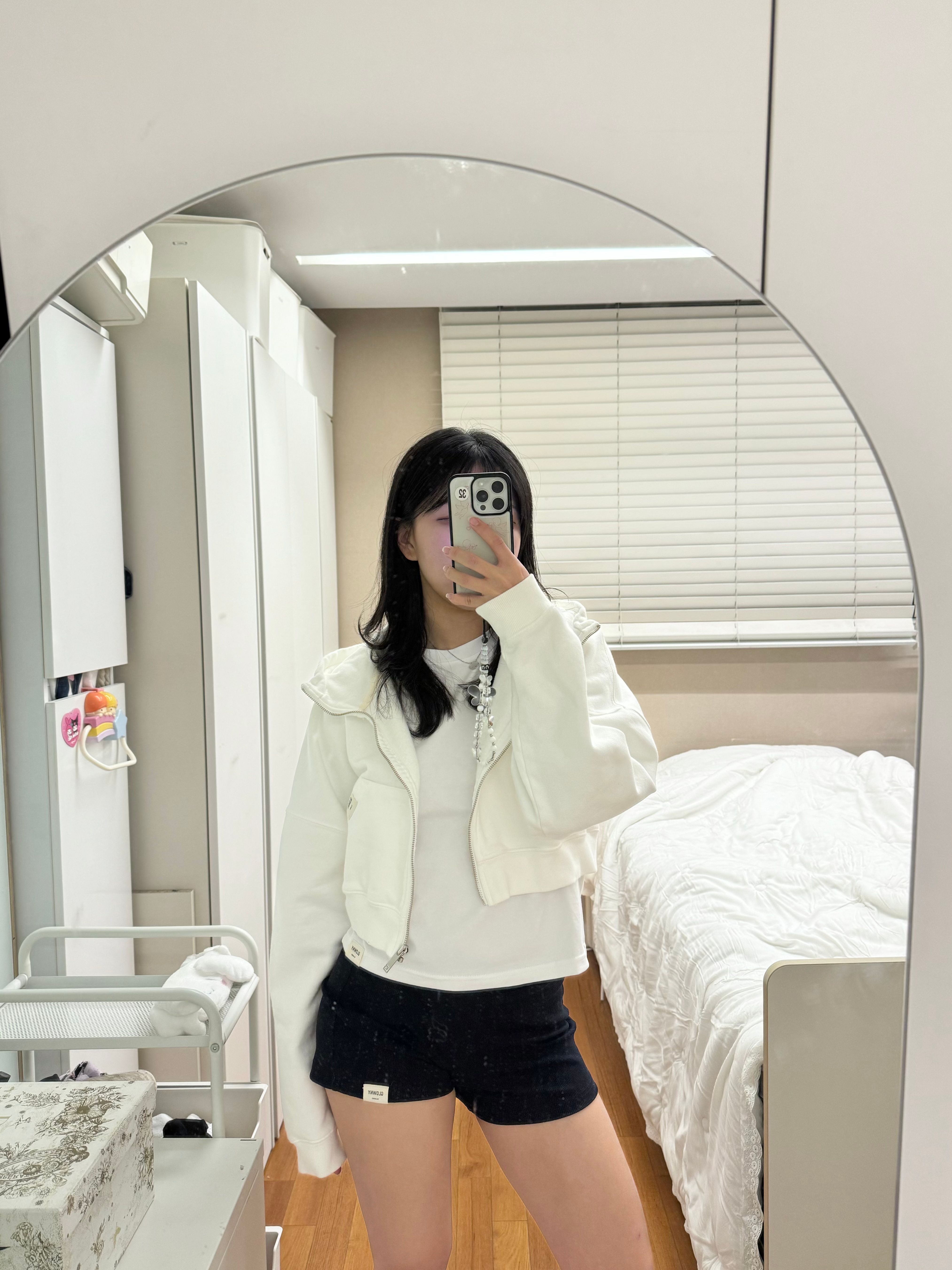 [GLOWNY] G CLASSIC SOFT TEE★韓国ファッション★人気★新作★ MUSINSA公式 | GLOWNY G CLASSIC SOFT TEE (WHITE)