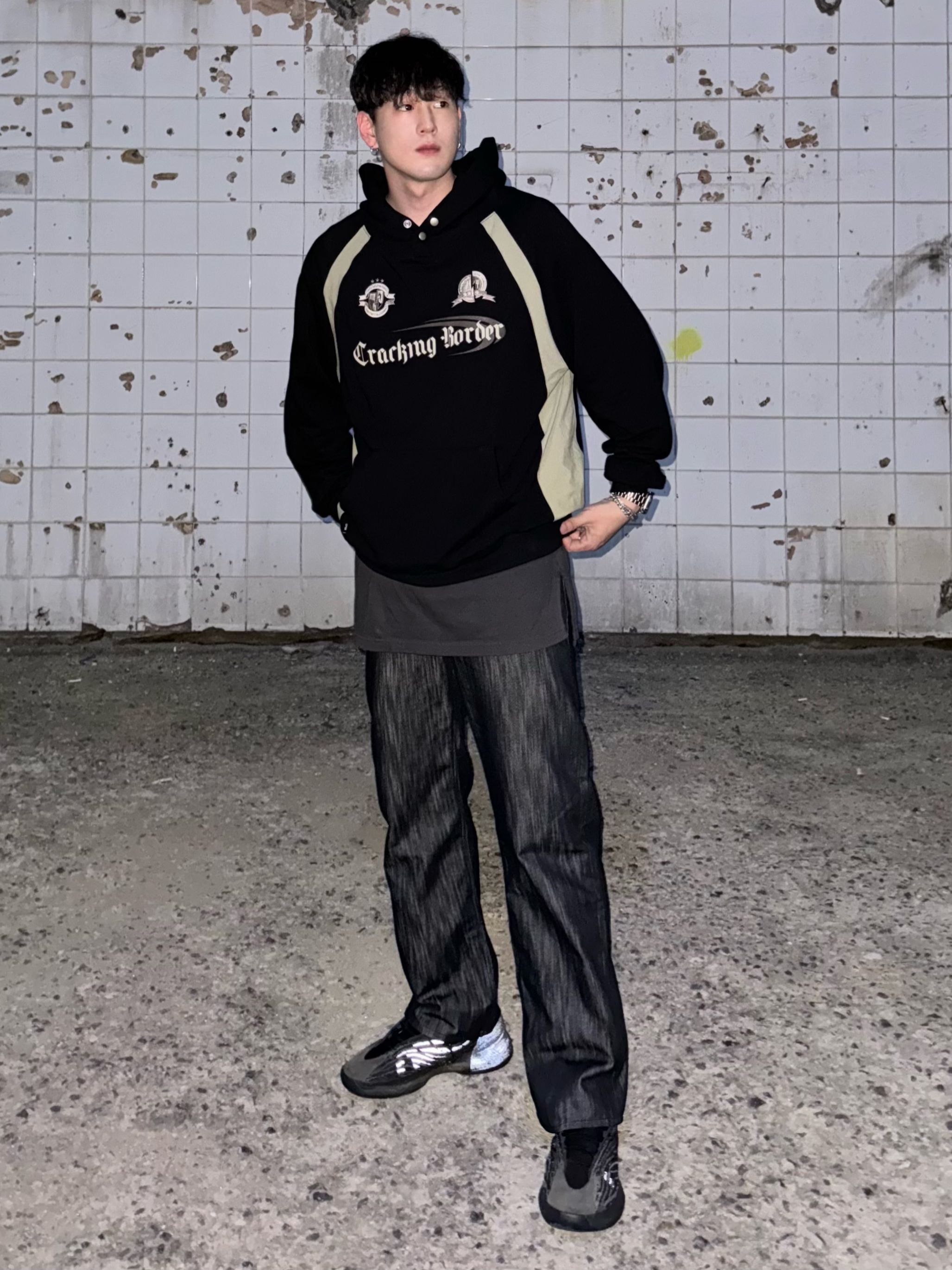 ★人気★【CPGN STUDIO】★Cracking Reglan Long Sleev.e★ MUSINSA | CPGN STUDIO Cracking Reglan Long Sleeve Black