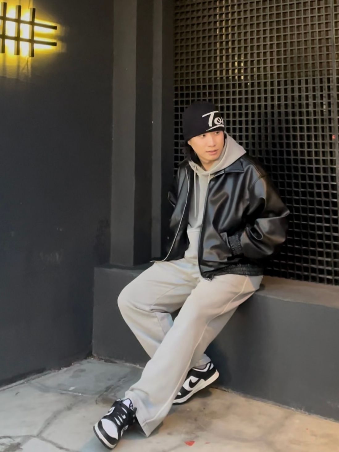 【ANGLAN】23FW★ [AG] Valley Tuck Sweat Balloon Set up AG] Valley Tuck Sweat Balloon Set up - Black - ANGLAN