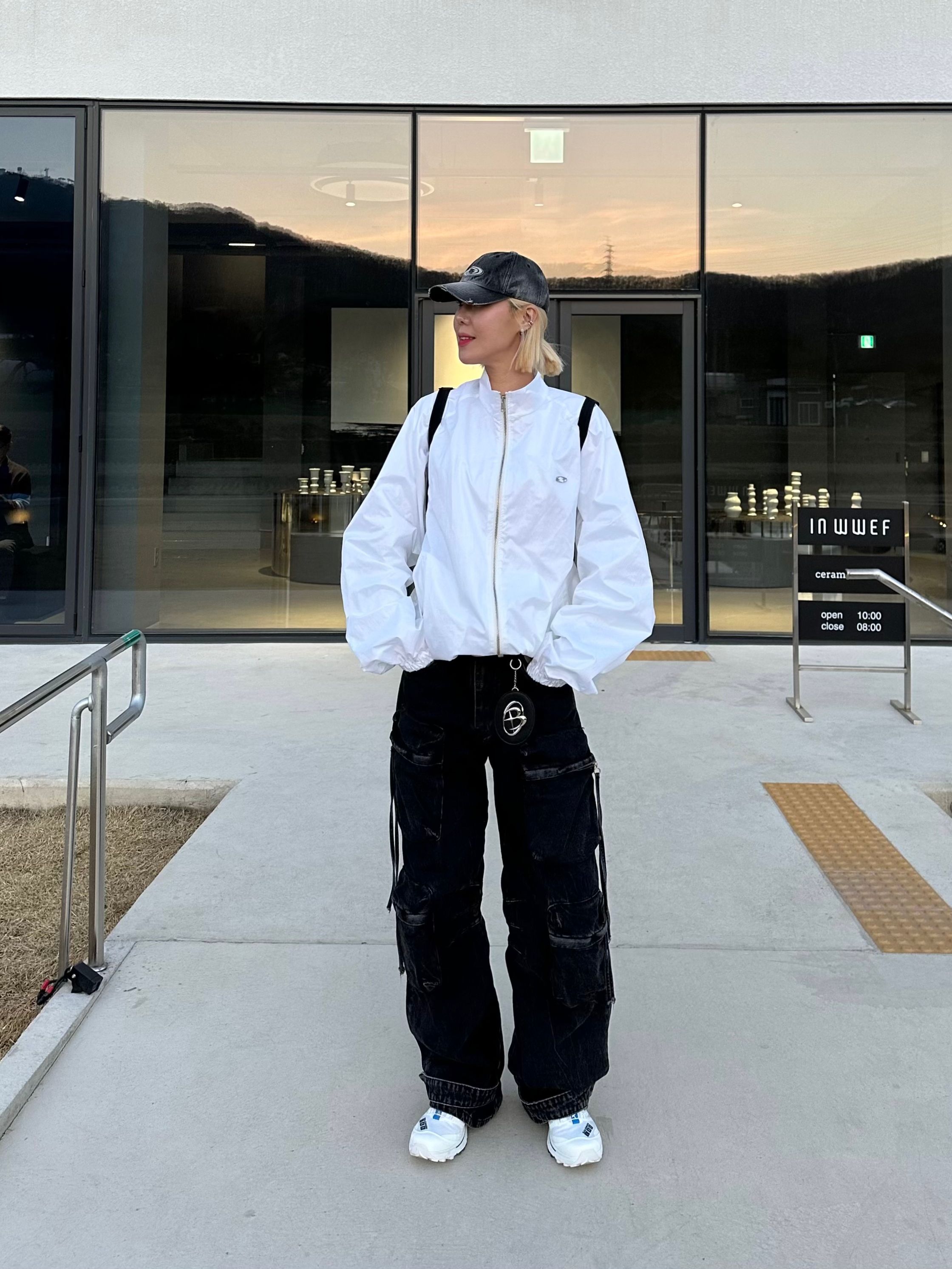 MUSINSA | GRAILZ REFLECT COATING JACKET [BLACK]