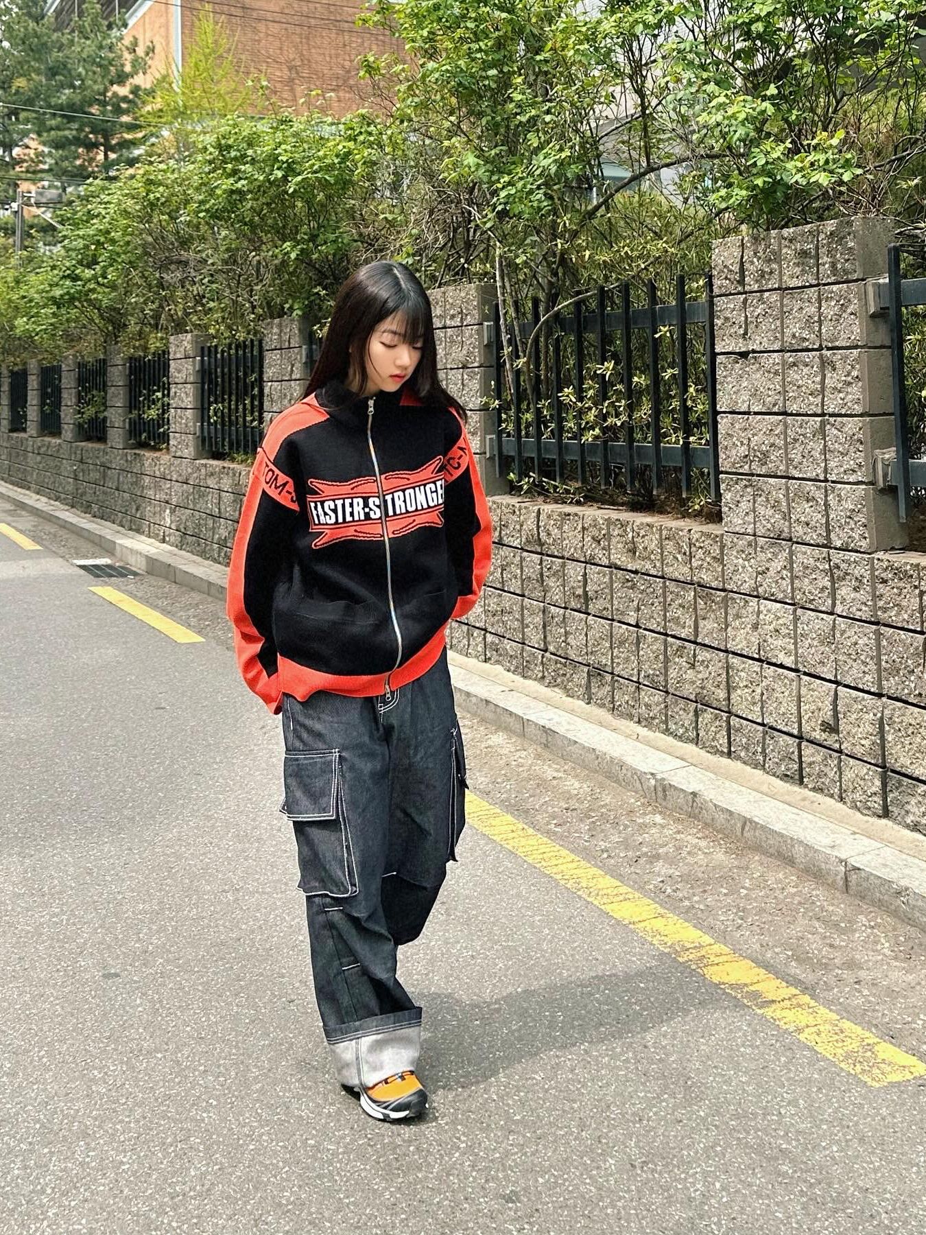 ★XTONZ★ XP187 Minu's Stitch Denim Cargo Pants INDIGO MUSINSA | XTONZ XP187 Minu's Stitch Denim Cargo Pants (INDIGO)