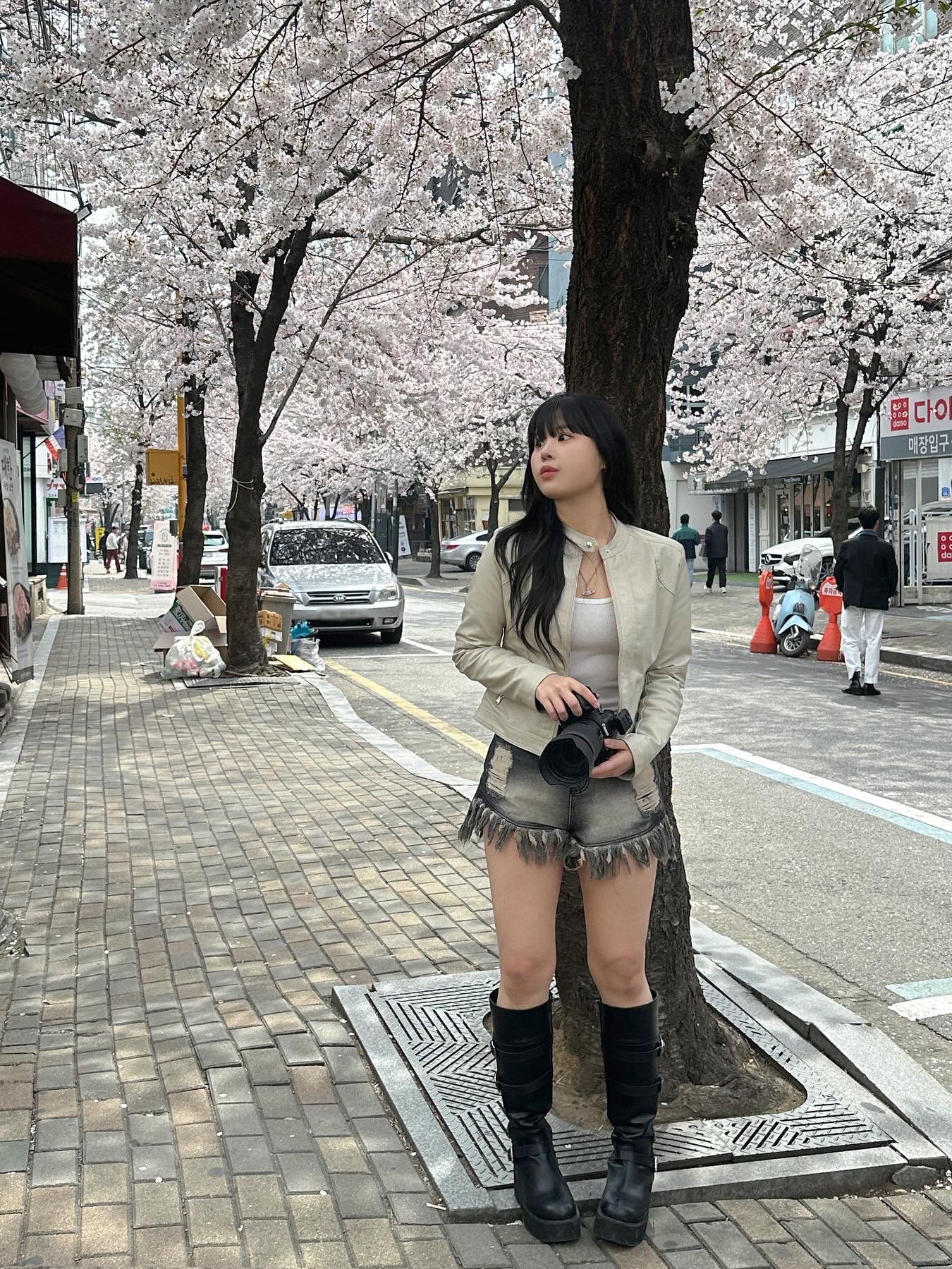 보헤미안 서울(BOHEMSEO) DESTROYED GRAY DENIM SHORTS - 사이즈