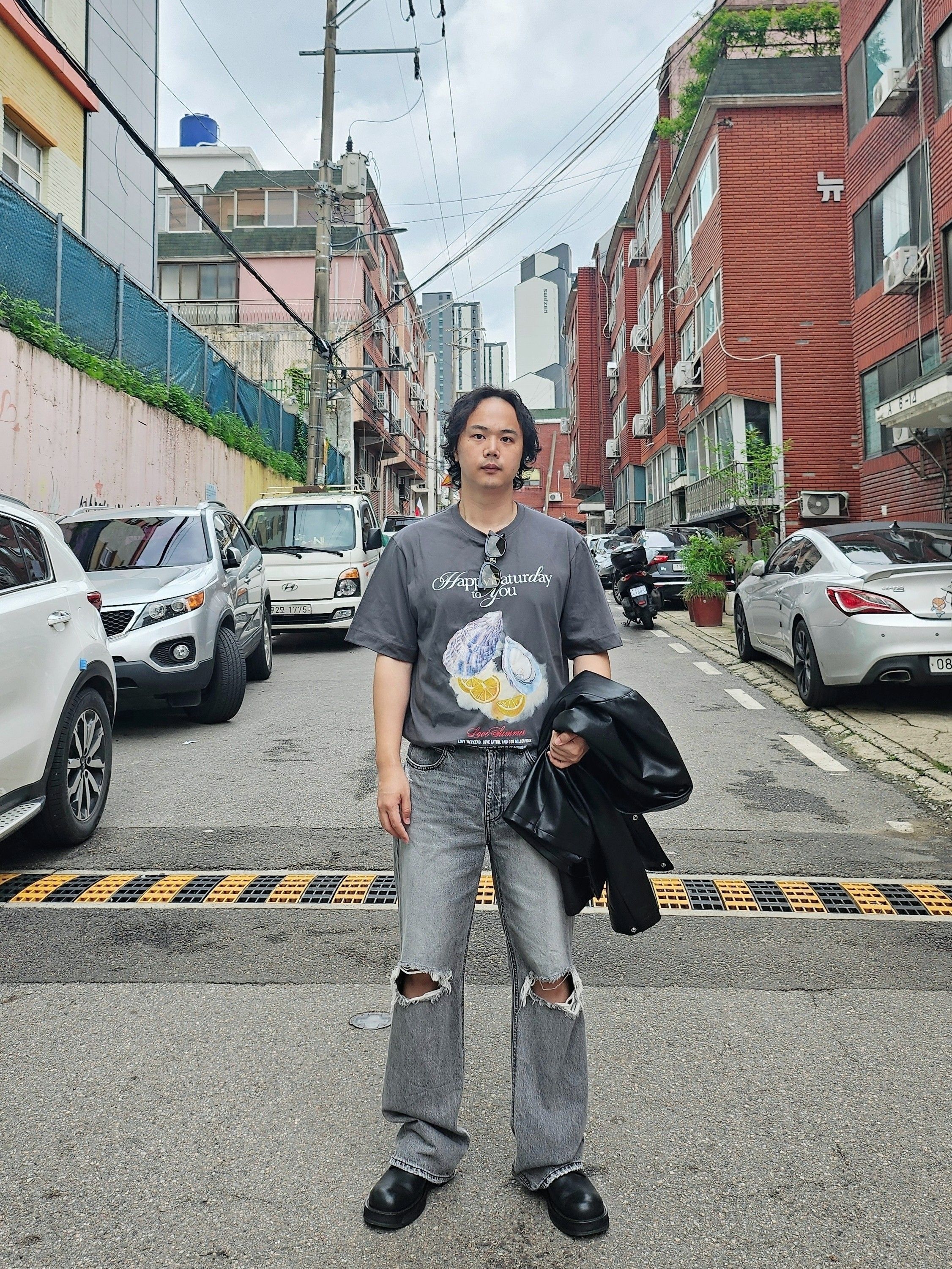 Tシャツ・カットソー SATUR Oyster Graphic Short Sleeve T-Shirt Retro Charcoal SA2 MUSINSA | SATUR Oyster Graphic Short-sleeved T-shirt Retro