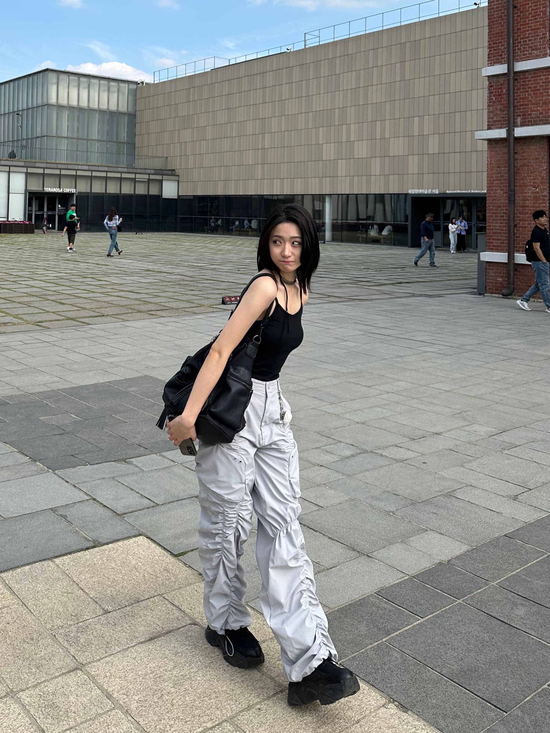 MUSINSA公式 | NACHE SMOCKING CONVEX PANTS (UNISEX) BLACK
