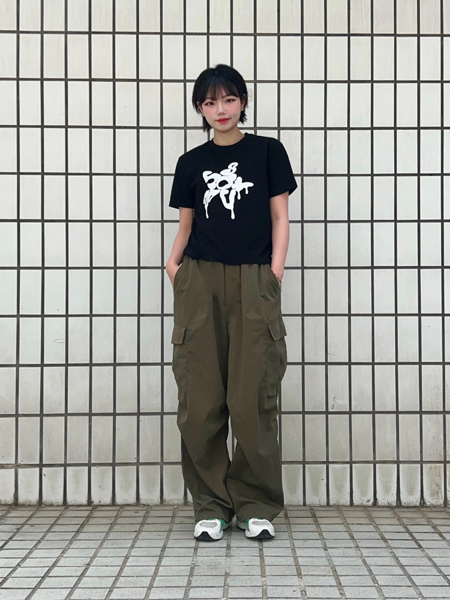 MUSINSA | ILLIGO Shirring open pocket cargo pants black