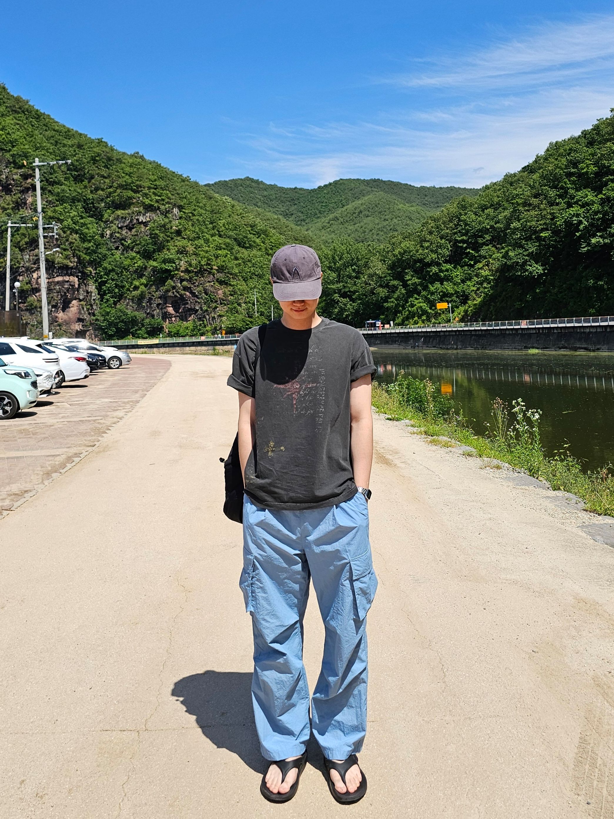 MUSINSA | TRAVEL St. Pigment Short-sleeved T-shirt Black
