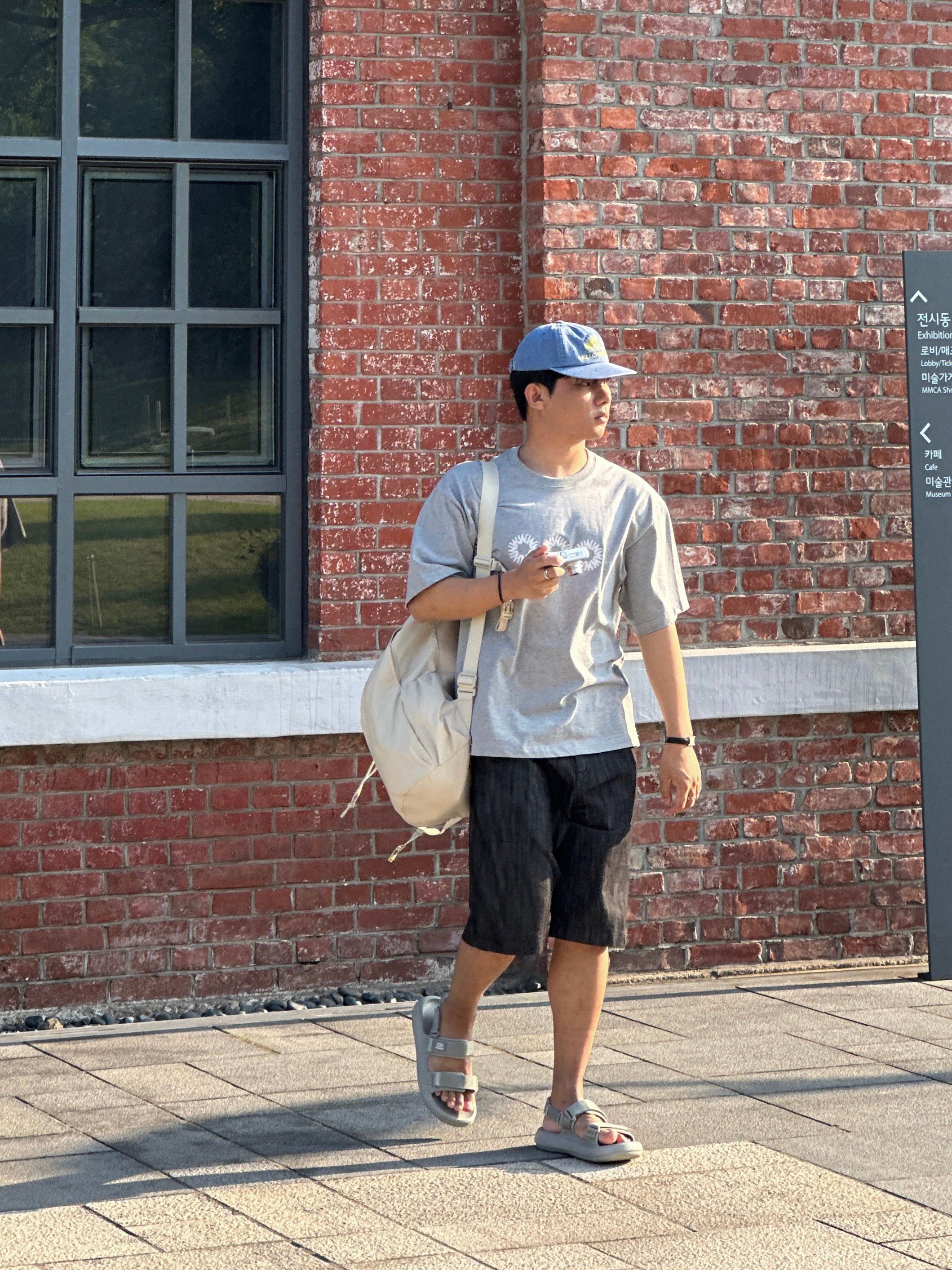 MUSINSA公式 | HELLO SUNRISE Washed OG Logo 6Panel Cap_Deep Blue