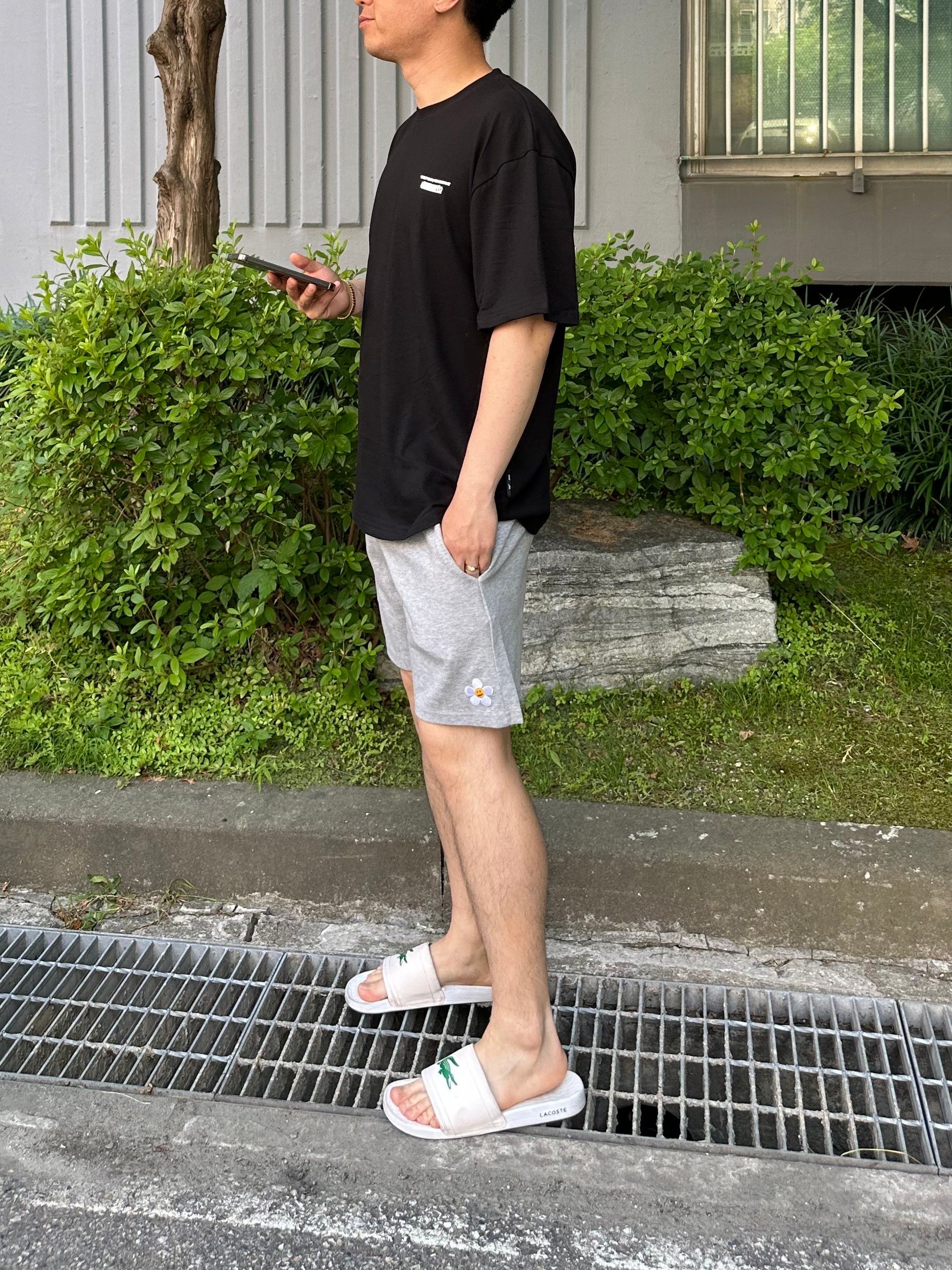 【GRAVER】23SS★ Flower Embroidery Bermuda Training Half Pt MUSINSA | GRAVER [UNISEX] Flower Embroidery Bermuda Training