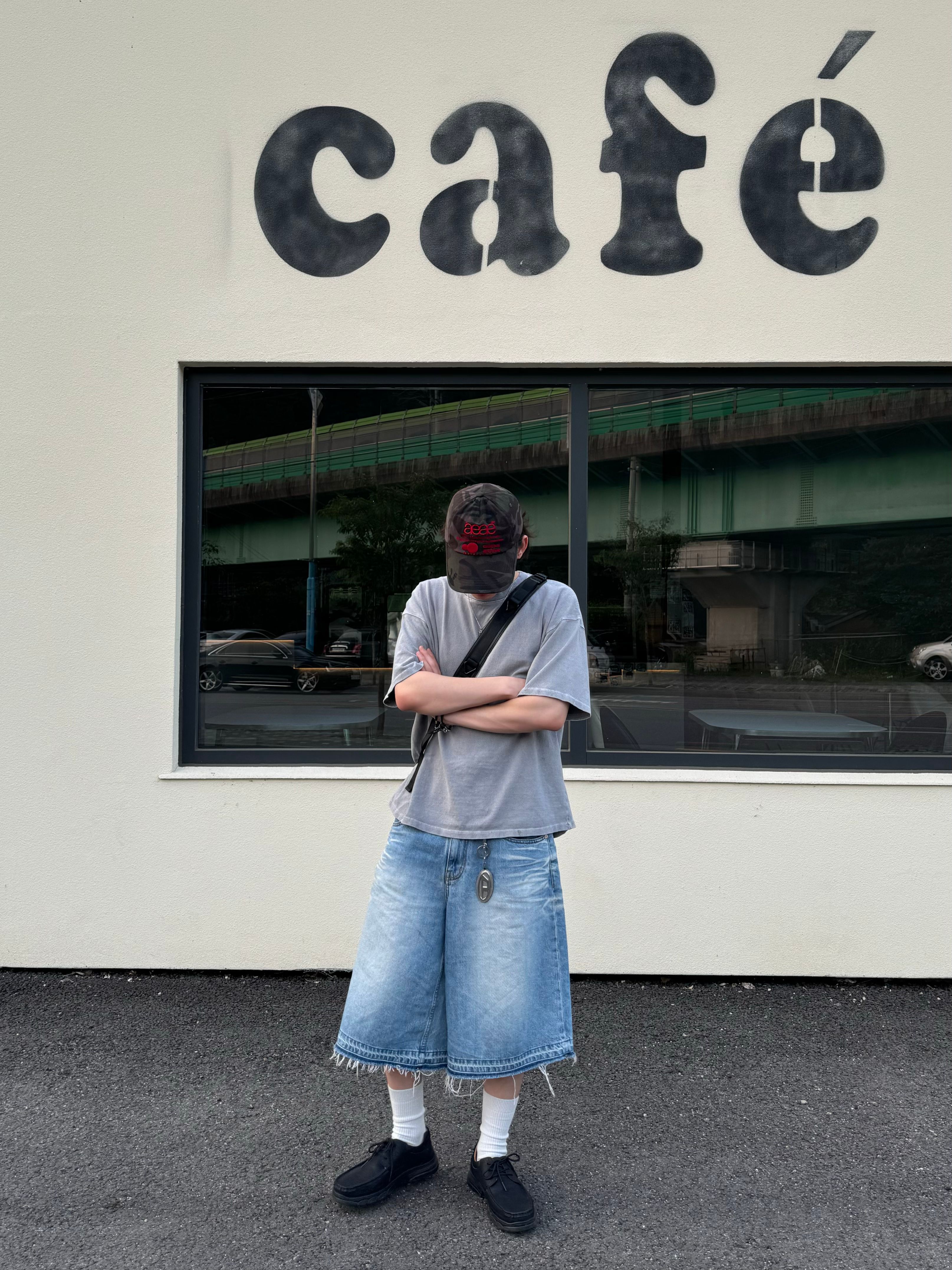 MUSINSA公式 | SATUR Gabon Denim Bermuda Pants Light Blue