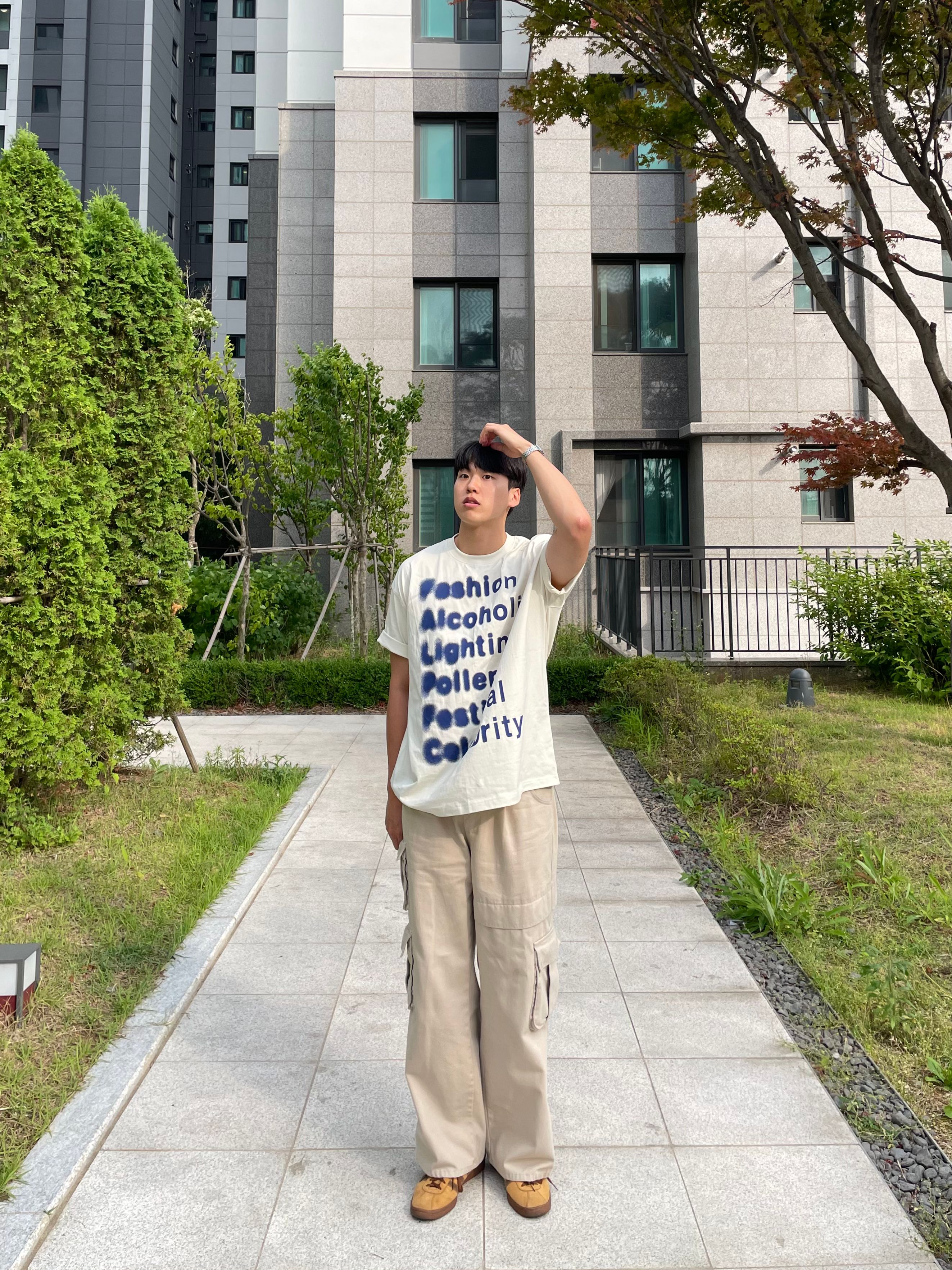 トップスその他 XTONZ XTT087 Festival Short Sleeve T-Shirt KHAKI XTT087KH MUSINSA | XTONZ XTT087 Festival Short-Sleeved T-Shirt (KHAKI)
