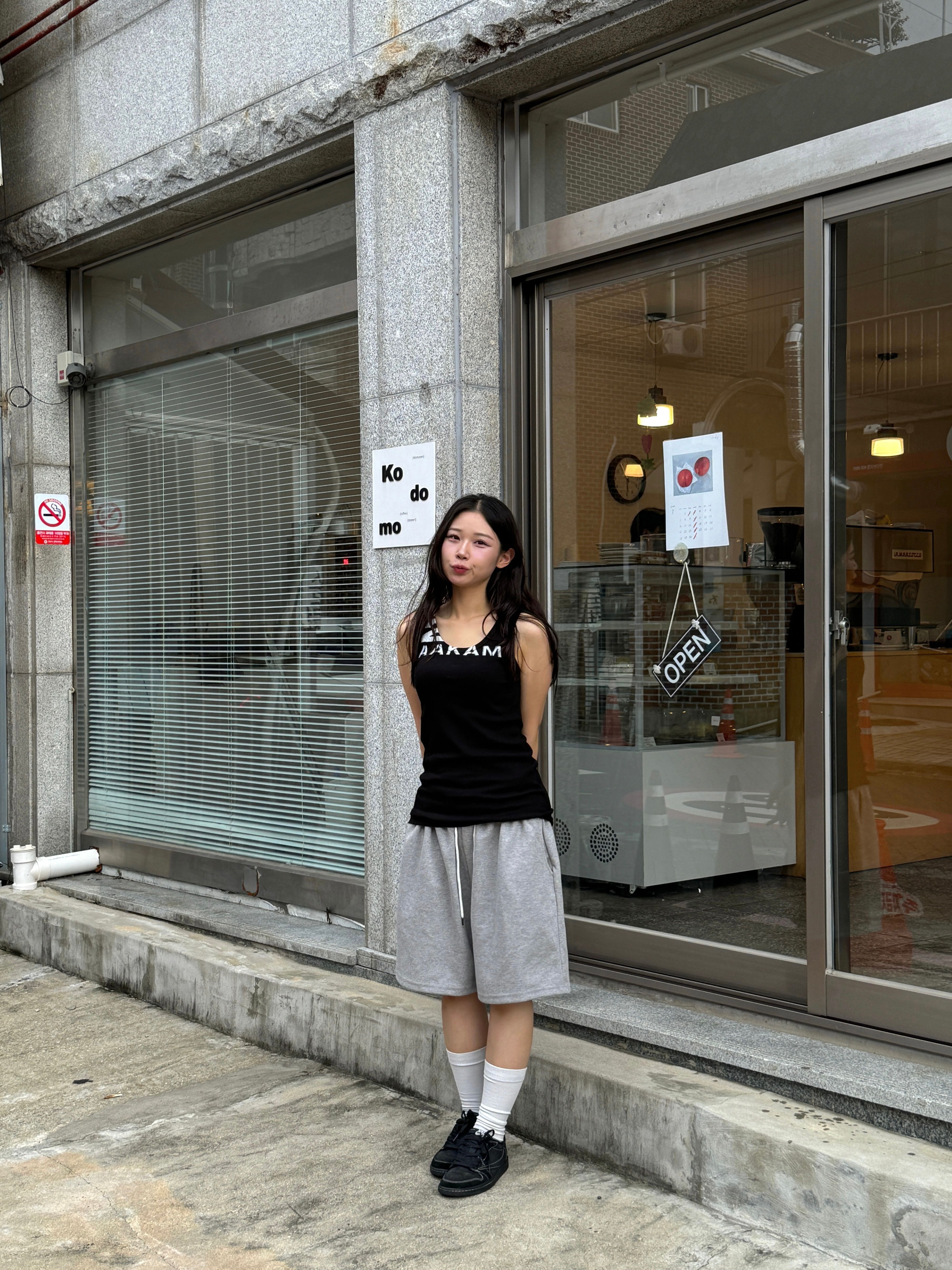 아캄(AAKAM) 29 Printed Sleeveless (Black) - 사이즈 & 후기 | 무신사