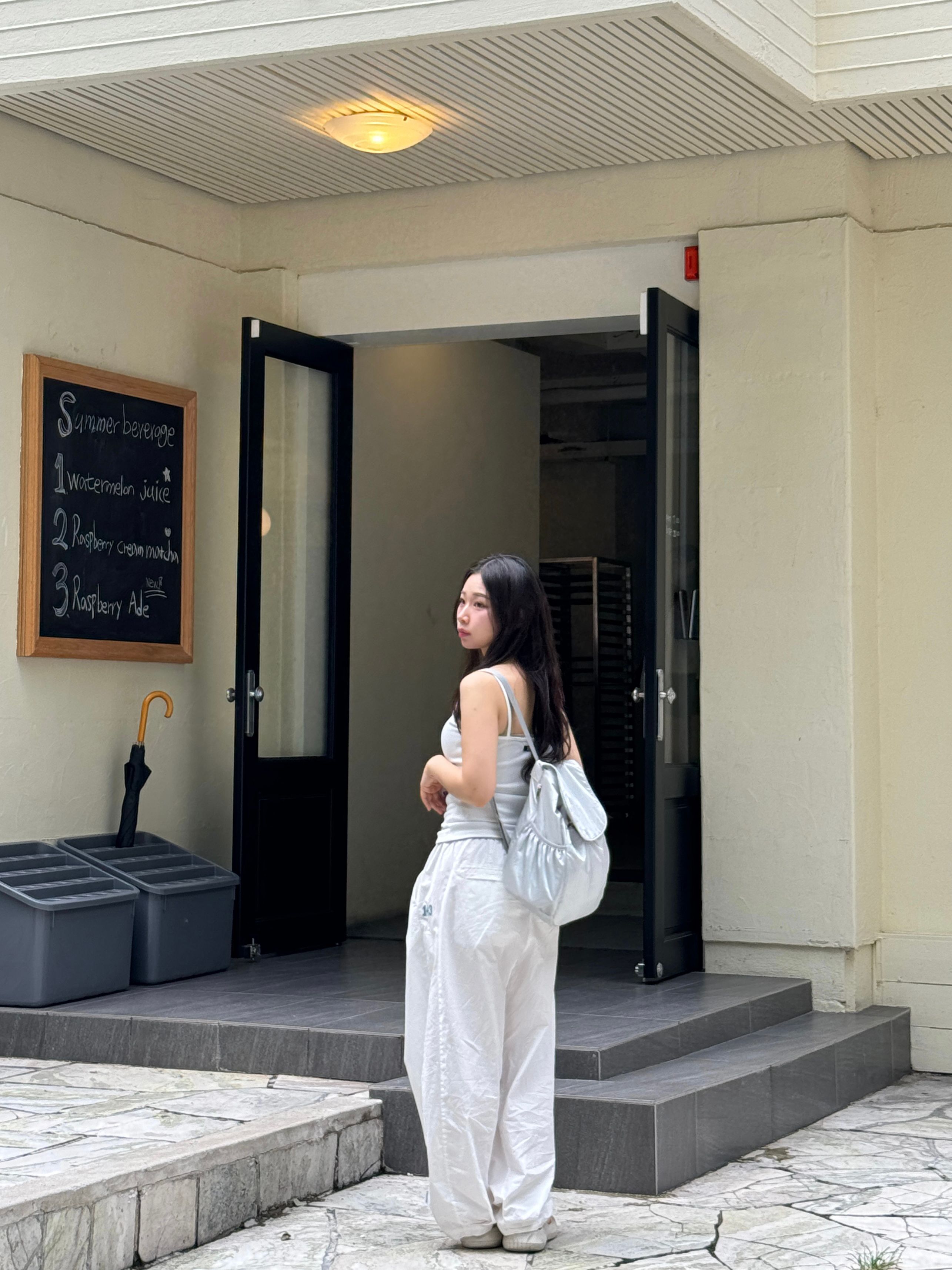 스컬프터(SCULPTOR) My Go To Pintuck Pants White - 사이즈