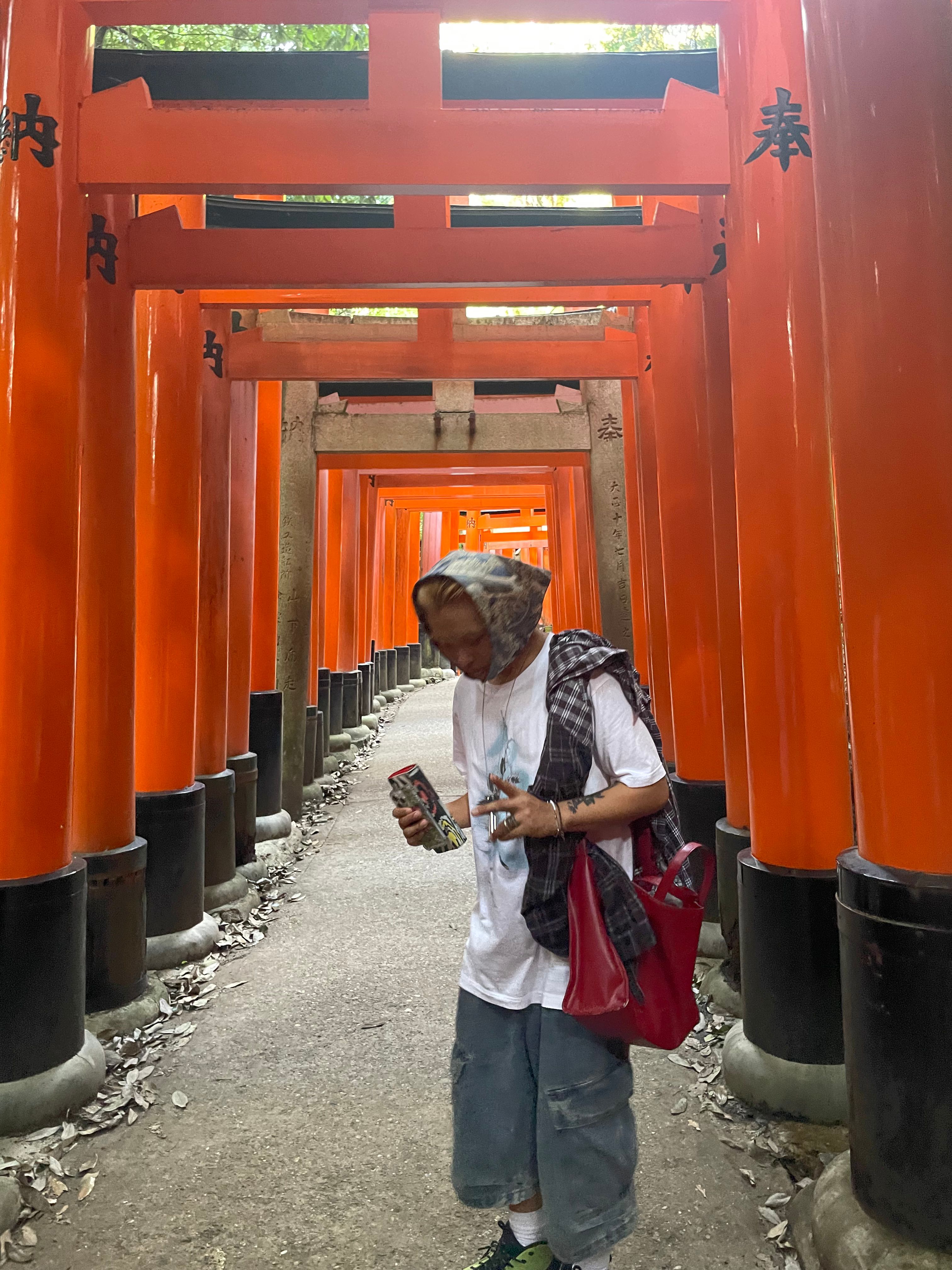 MUSINSA | ADDOFF PUNCHING LOGO BAG RED