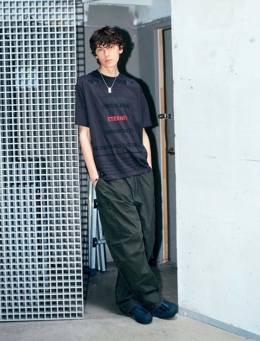 DOFFJASON韓国大人気 ★ボリュームレザーワイドフリップフロップ 楽天市場】30%OFF VARZAR バザールキャップ Silver stud over