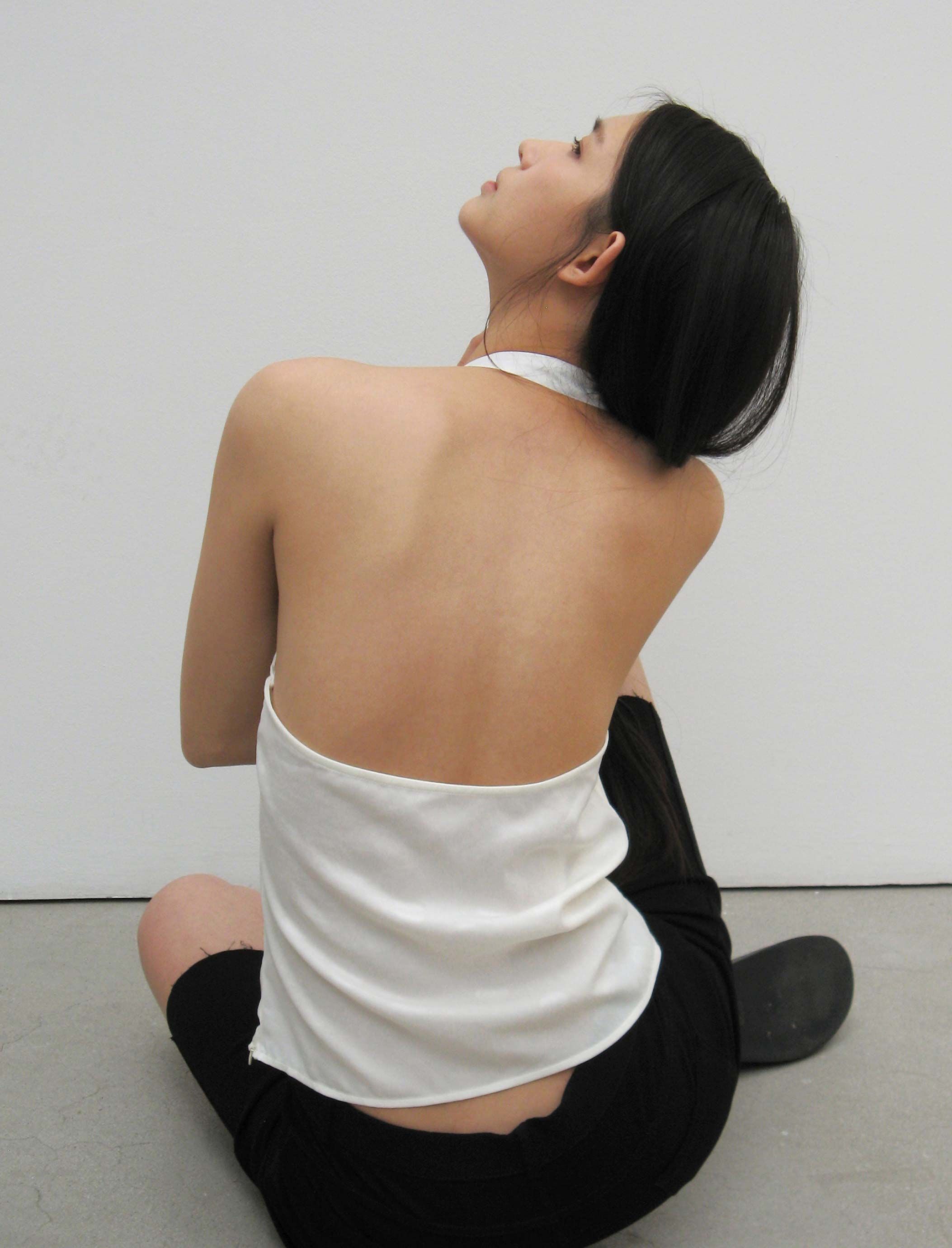 【ROCKCAKE】Beige Label Punching Top Rockcake | Official Store – Shop Trendy Fashion at MUSINSA