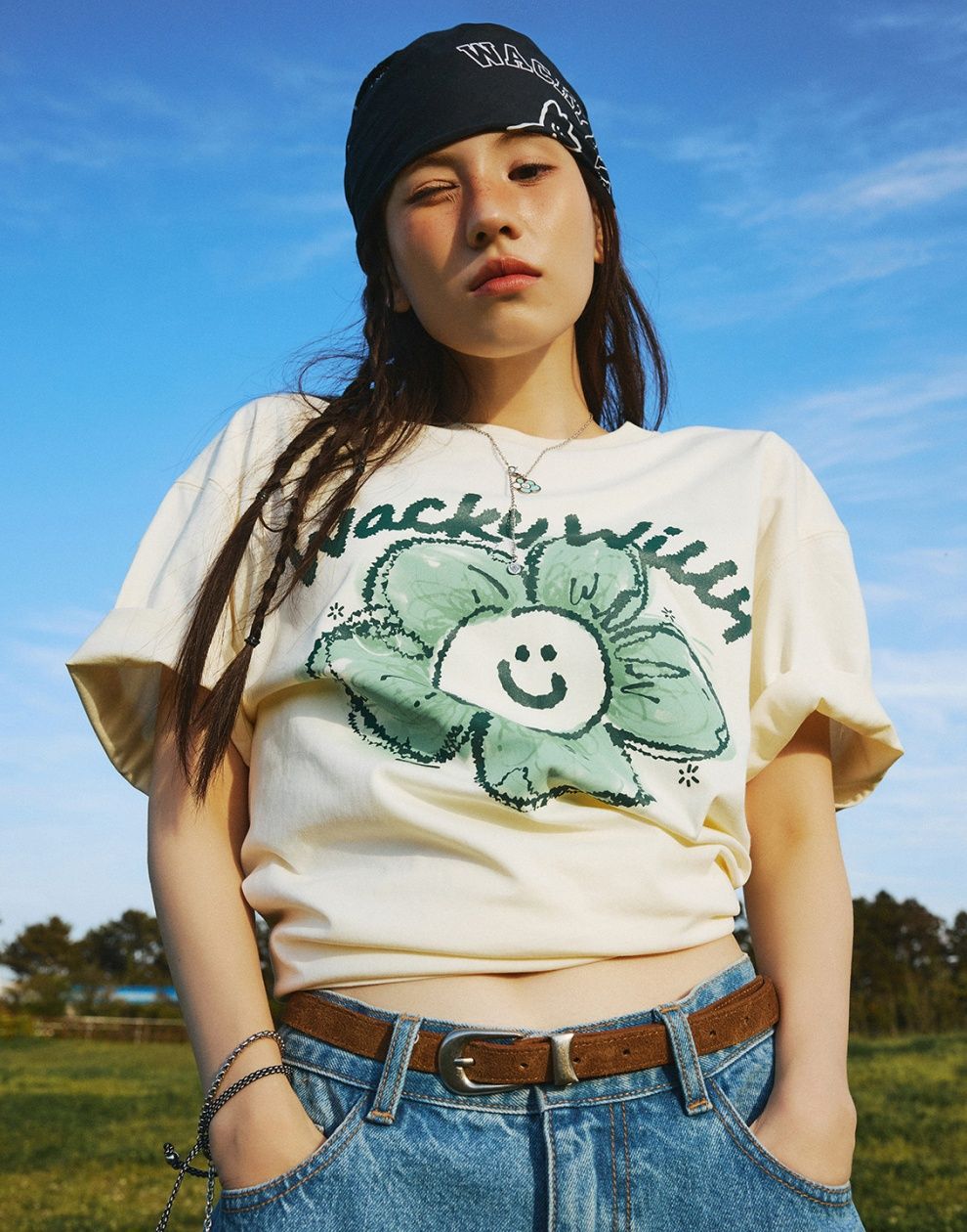 スウェット・トレーナー WACKY WILLY Kiki Leo Hug Graphic MTM Wacky Willy | Official Store – Shop Trendy Fashion at MUSINSA