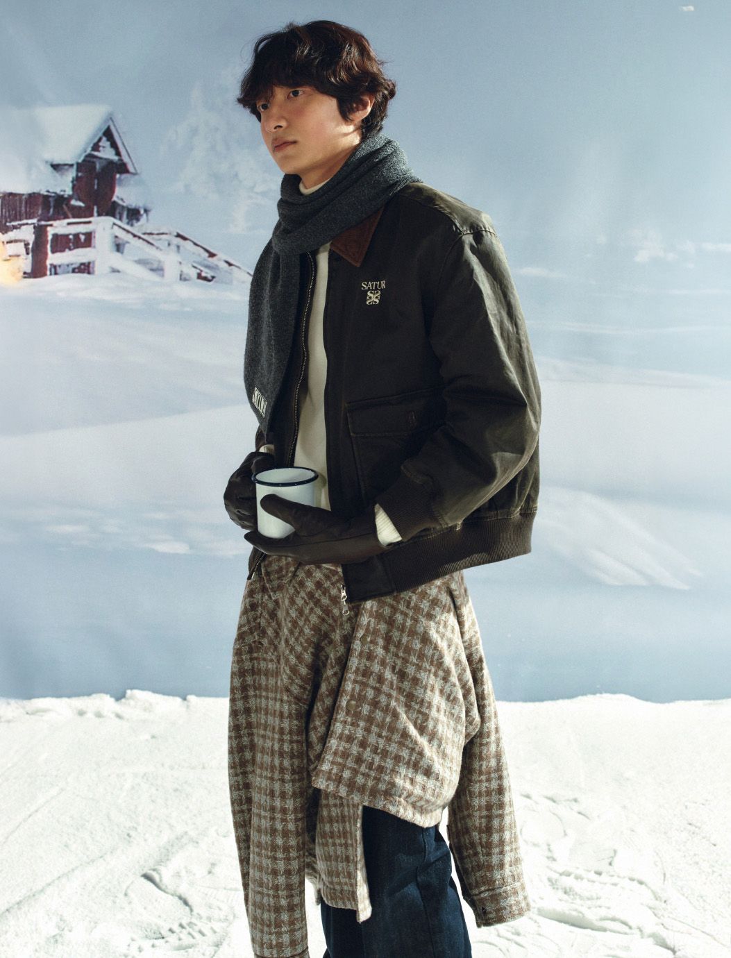 SATUR セーター SATUR】 Rope Logo Embroidered V-Neck Knit /追跡付 (SATUR