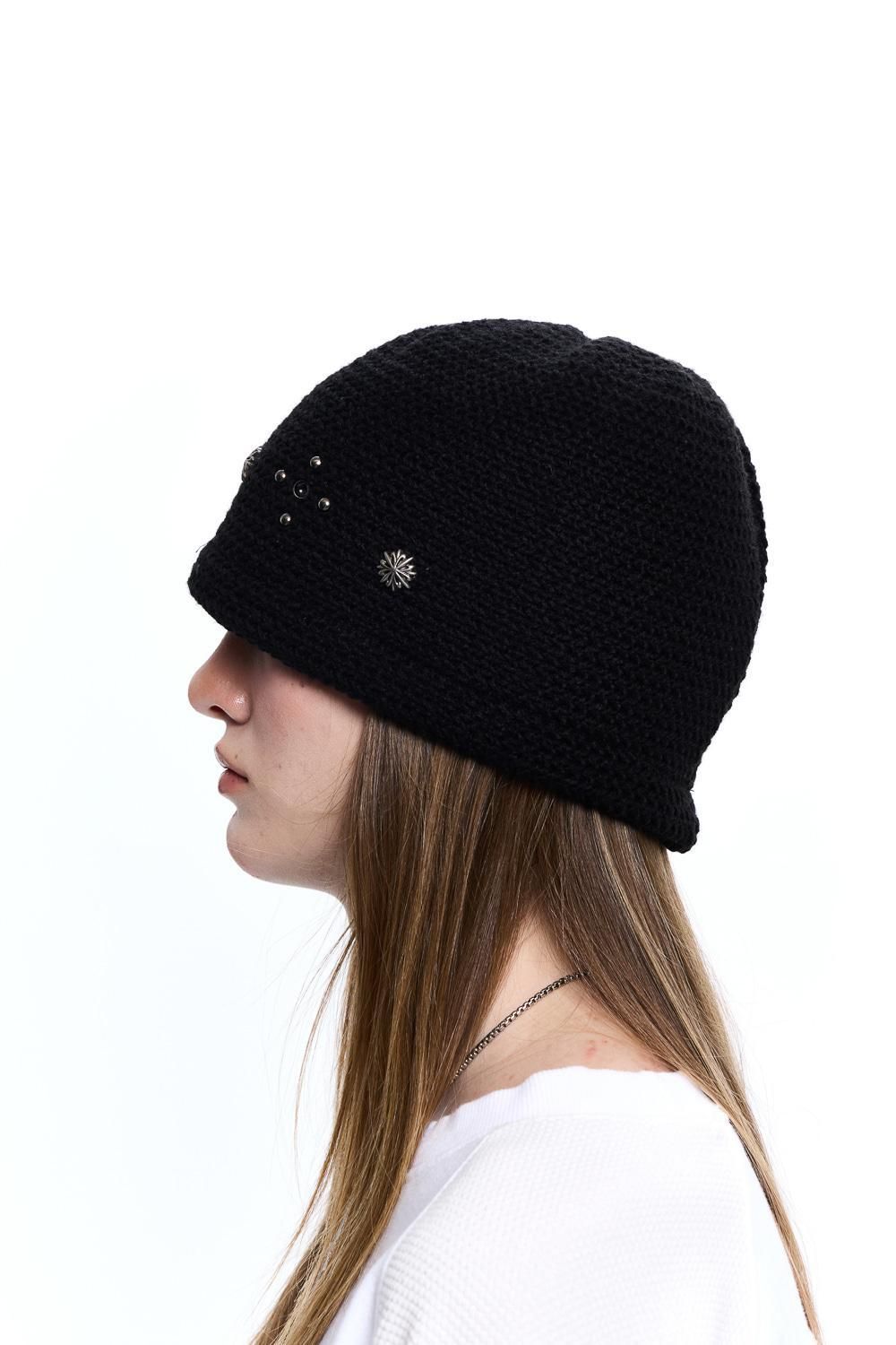MUSINSA公式 | RSSC SUNBURST RIVET KNIT BEANIE - BLACK