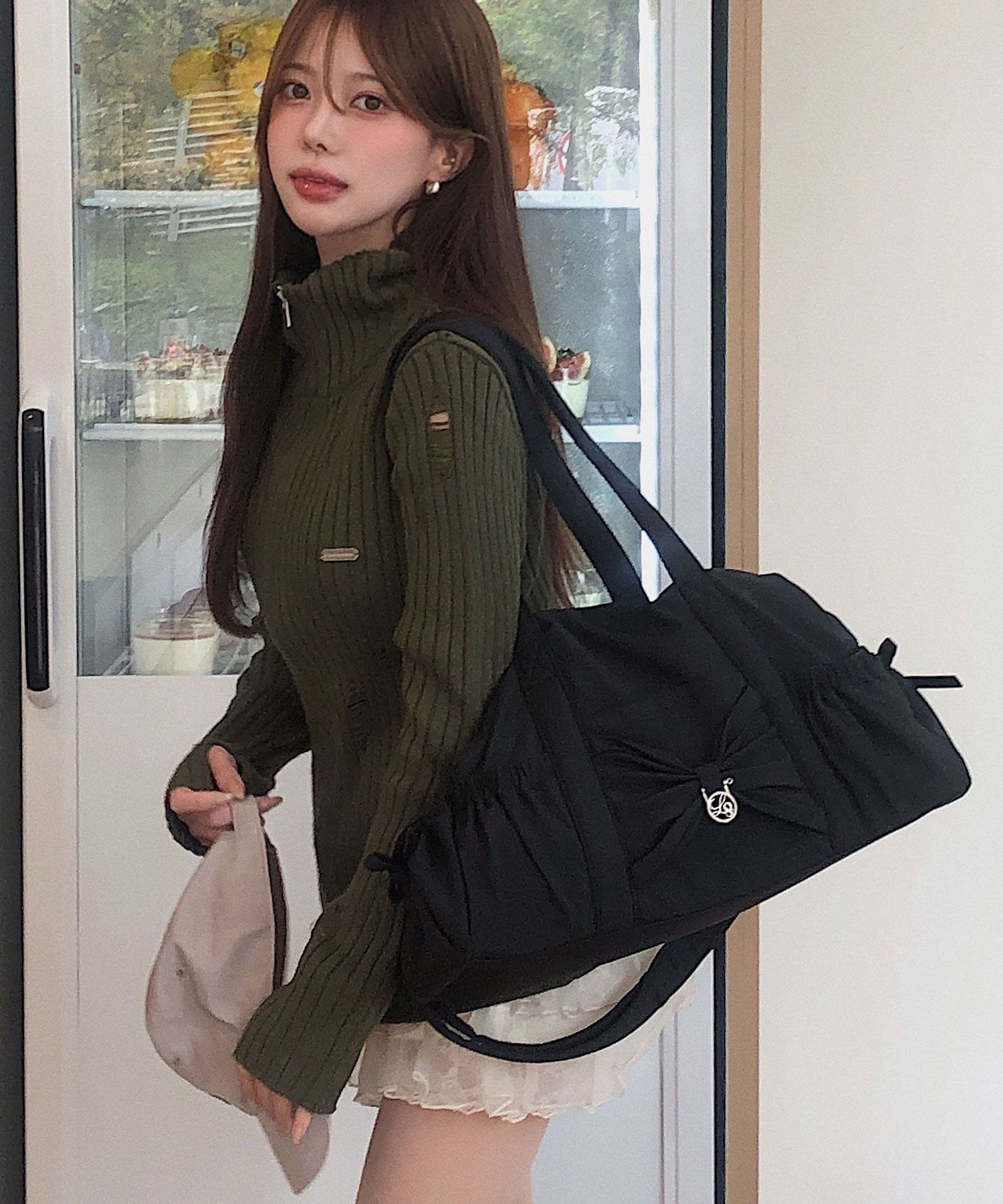 MUSINSA | ILLIGO Bow Forty Duffle Bag Black