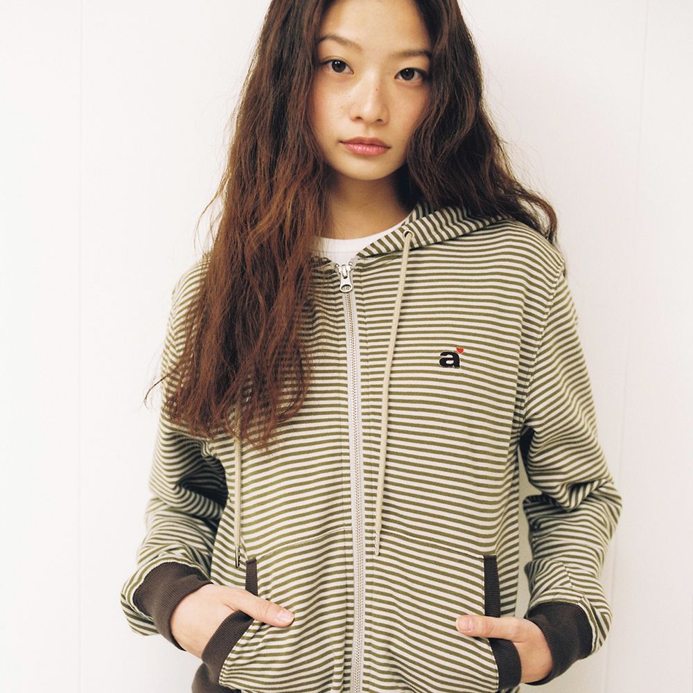 【aeae】★ストライプSMALL LETTERフードジップアップ★ STRIPE SMALL LETTER HOOD ZIP UP（パーカー）｜aeae