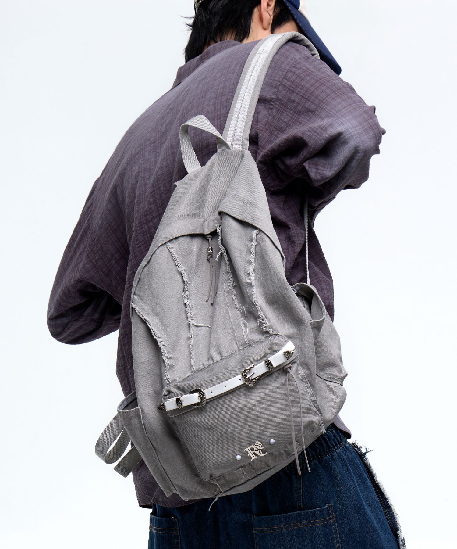 ●RSSC● RAW CUT DENIM BACKPACK (2色) unisex MUSINSA | RSSC RAW CUT DENIM BACKPACK - BLACK