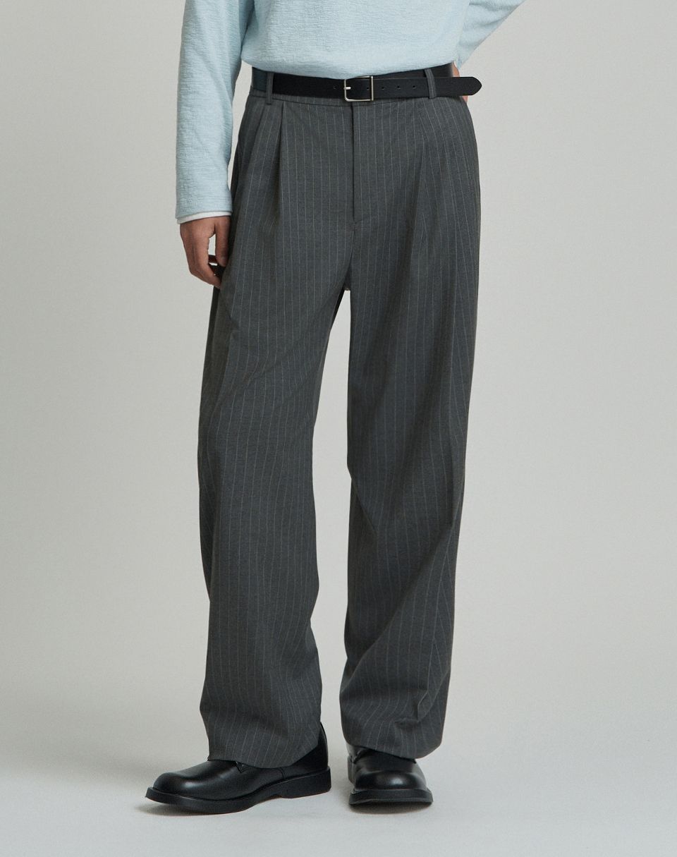 MIX TUCK DESIGN WIDE STRIPE SLACKS【GRAY】 | SHIK