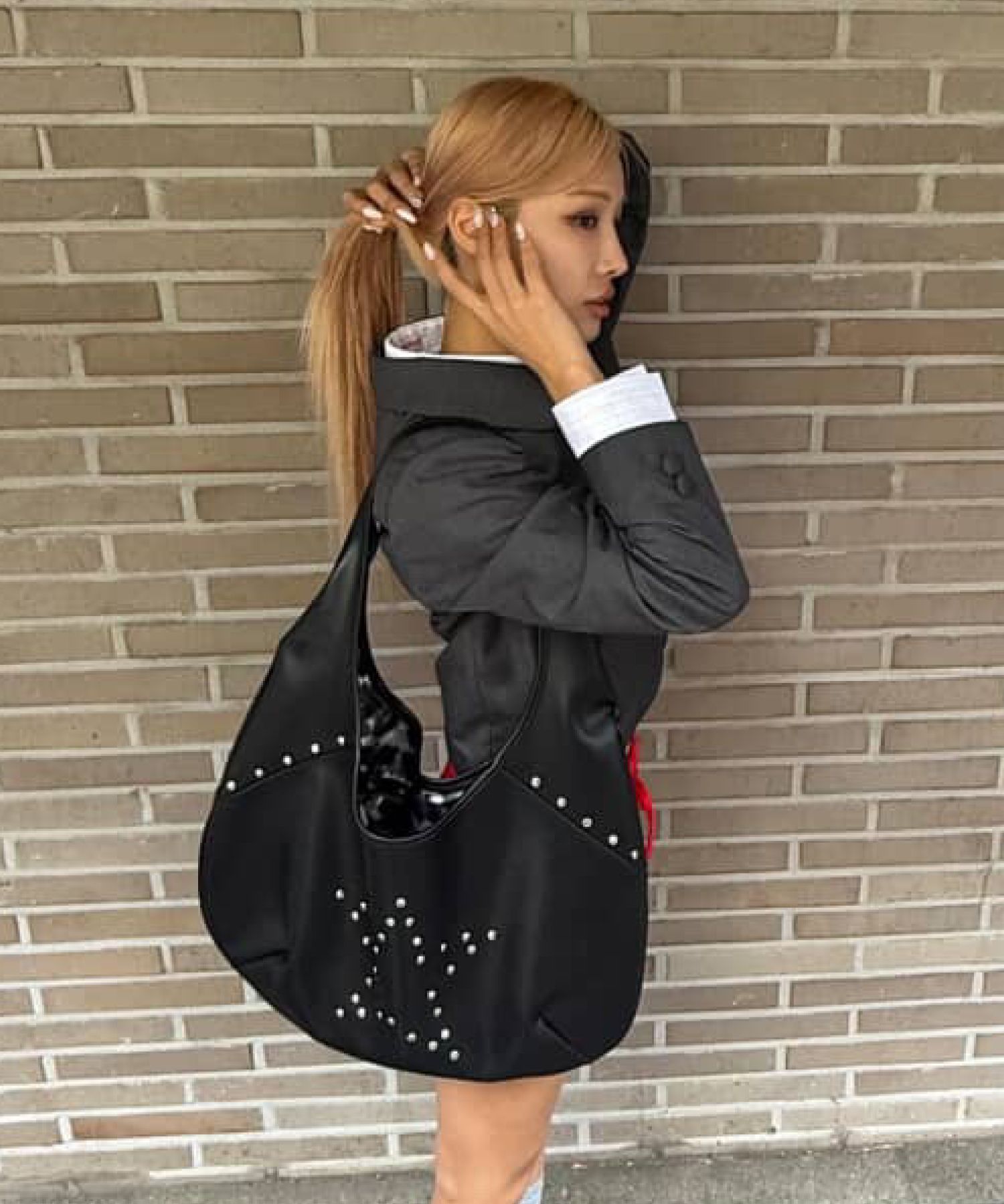 MUSINSA | SETUPEXE STAR HOBO BAG / BLACK