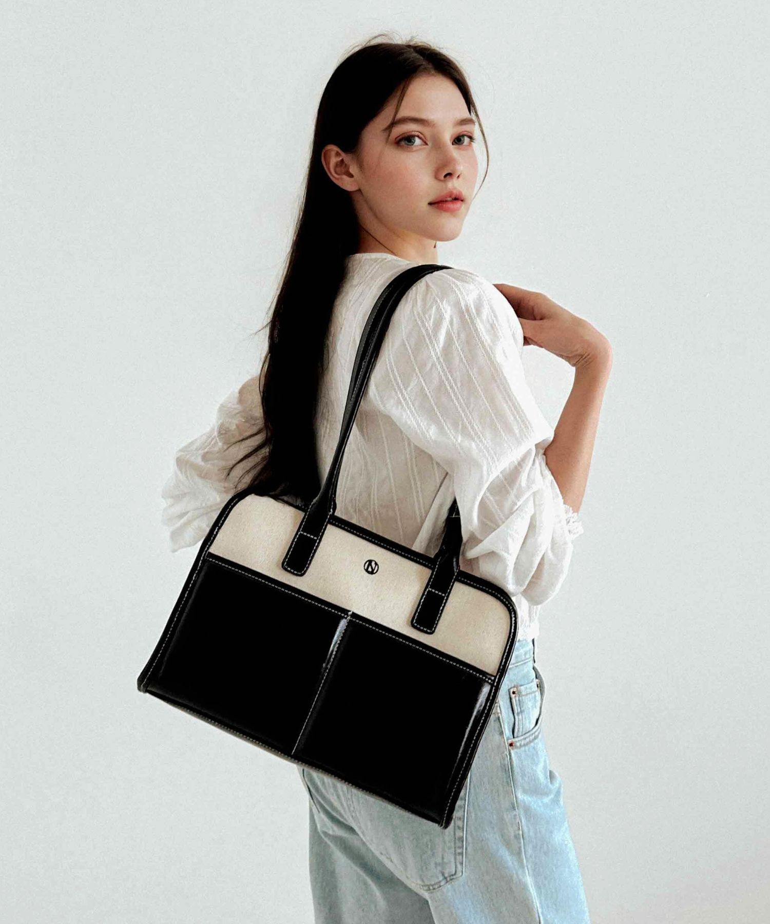 ＊韓国＊［LE NEORO］CALMORA SHOULDER BAG 4color 韓国＊［LE NEORO］CALMORA SHOULDER BAG 4color