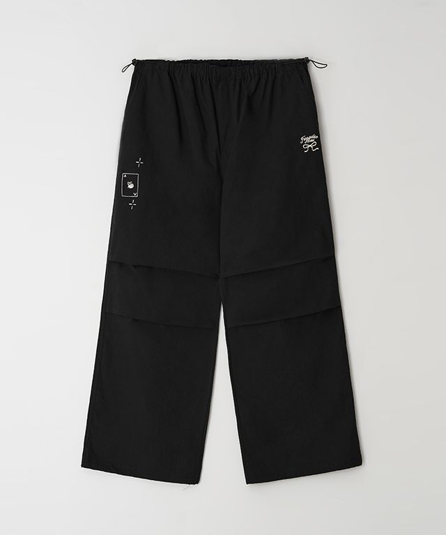 韓国ブランド【RONRON】DRAWING STITCH PARACHUTE PANTS MUSINSA | RONRON DRAWING STITCH PARACHUTE PANTS BLACK